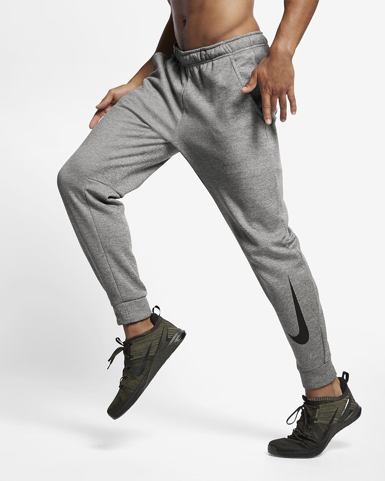 Tapered Training Trousers. Nike ID