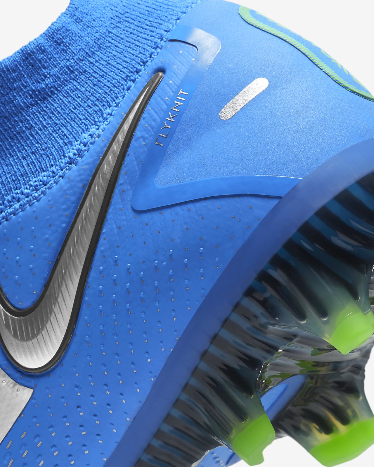 nike dynamic fit football boots