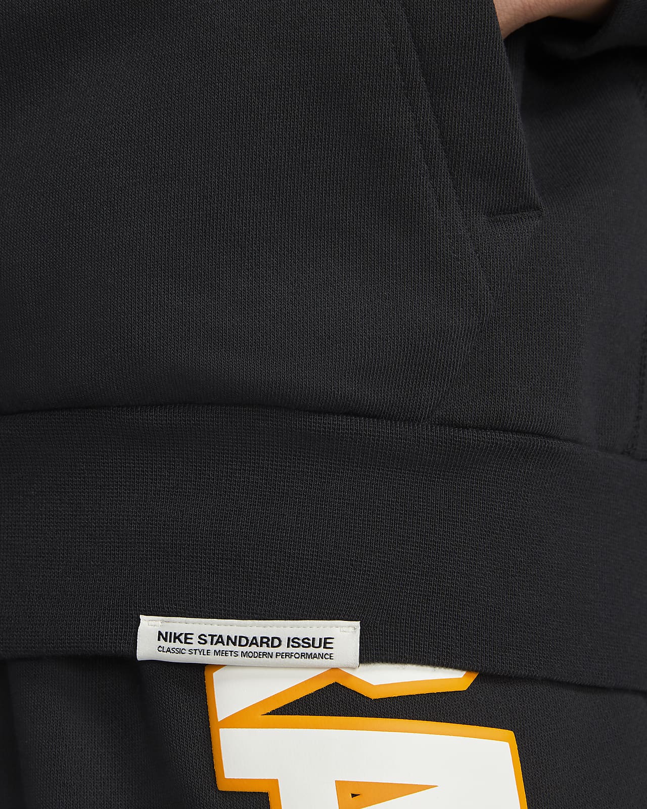 nike dri fit basketball hoodie