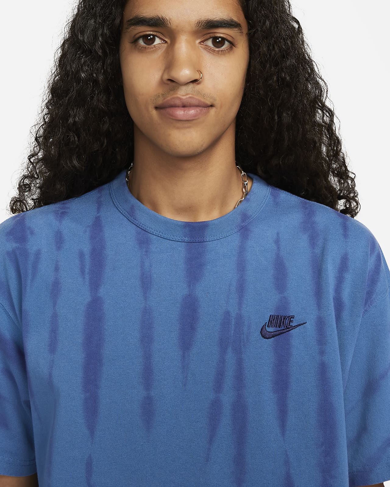 nike premium sweatshirt