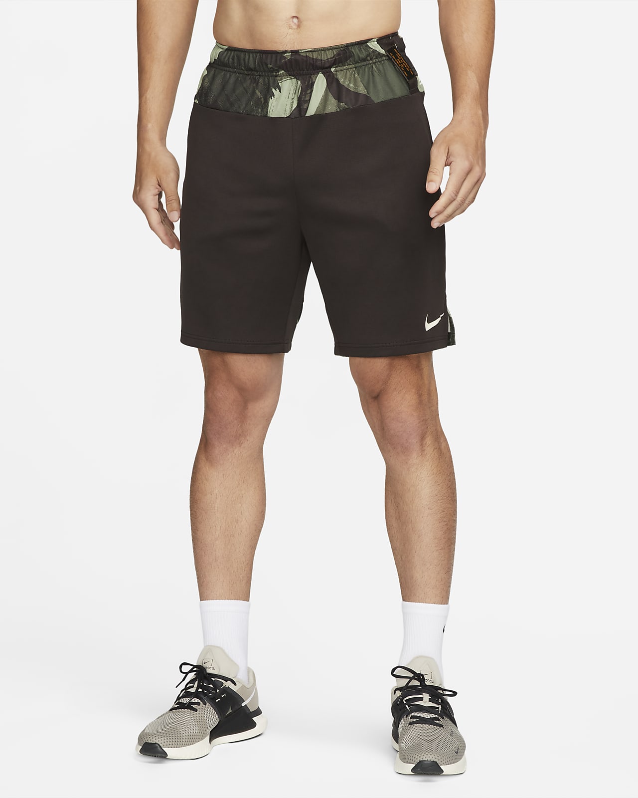 Corteza enemigo segundo Nike Dri-FIT Pantalón corto de entrenamiento de camuflaje de tejido Knit -  Hombre. Nike ES