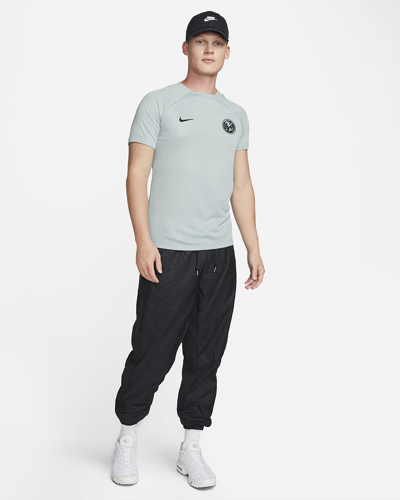 Nike club hot sale academy pro