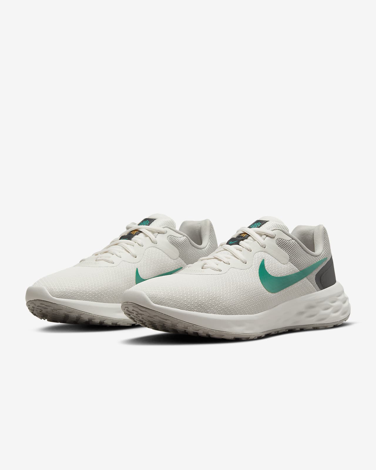 Nike Revolution 6 Next Nature Hardloopschoenen voor dames (straat). Nike NL