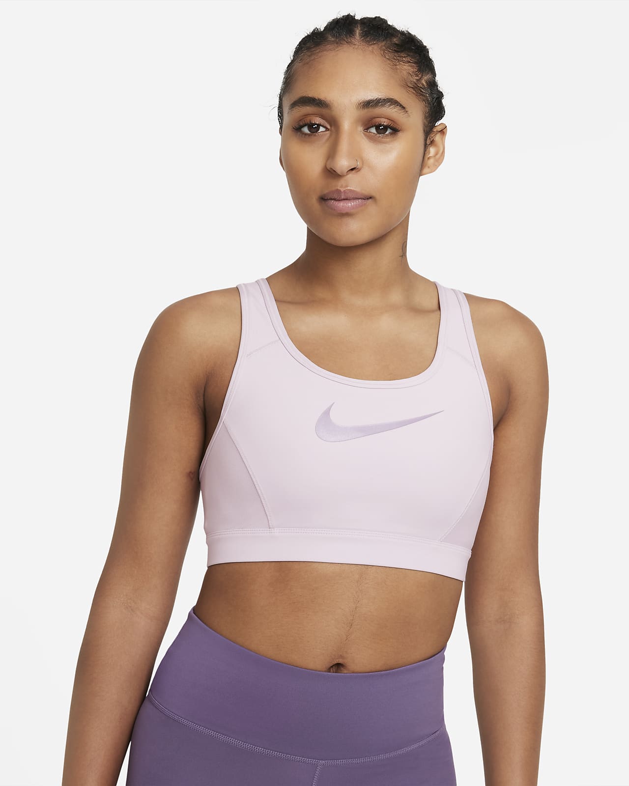 Bra deportivo de espalda profunda de sujeción media con almohadilla de una sola pieza para mujer Nike Dri-FIT Swoosh