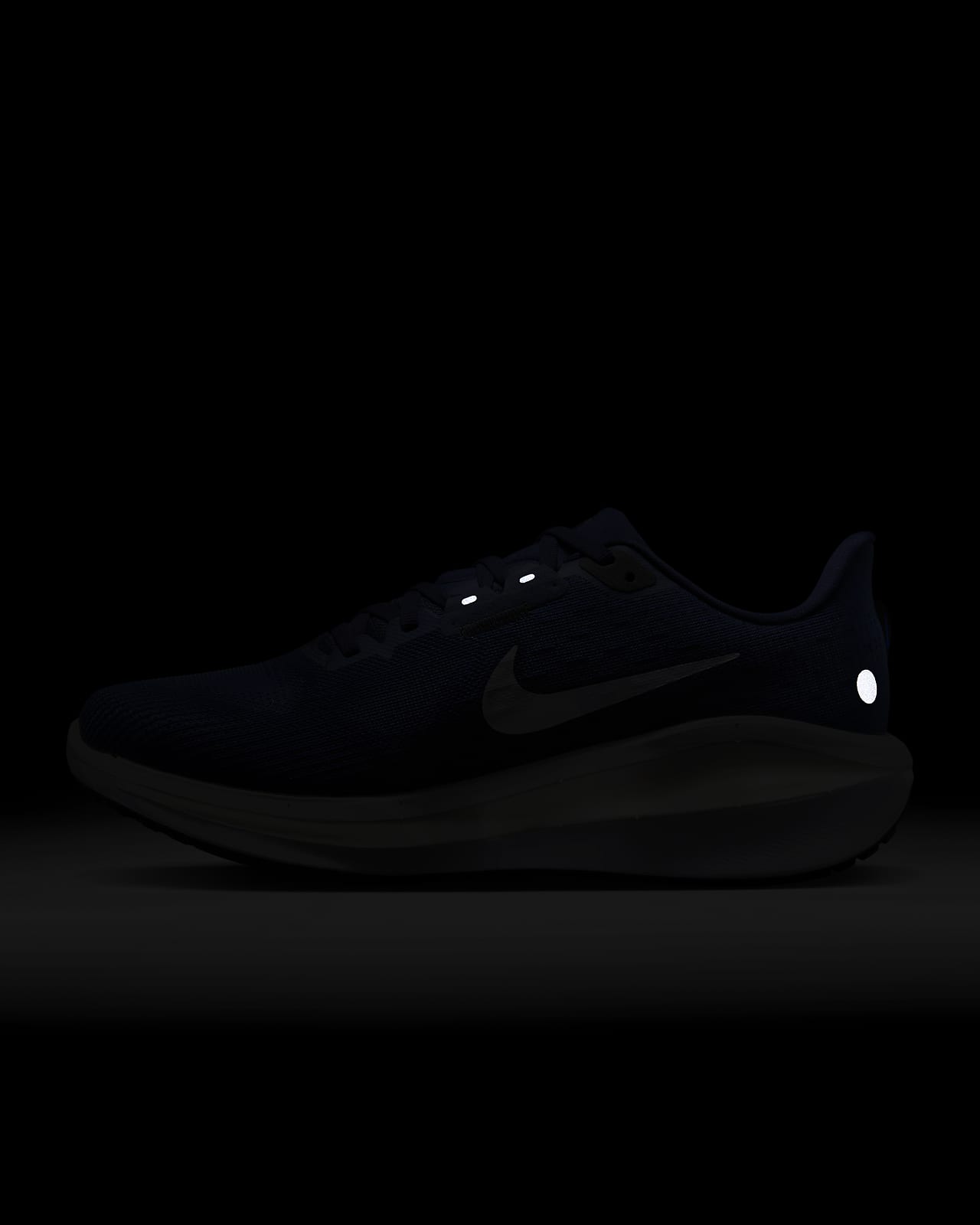 Nike pure black on sale shoes