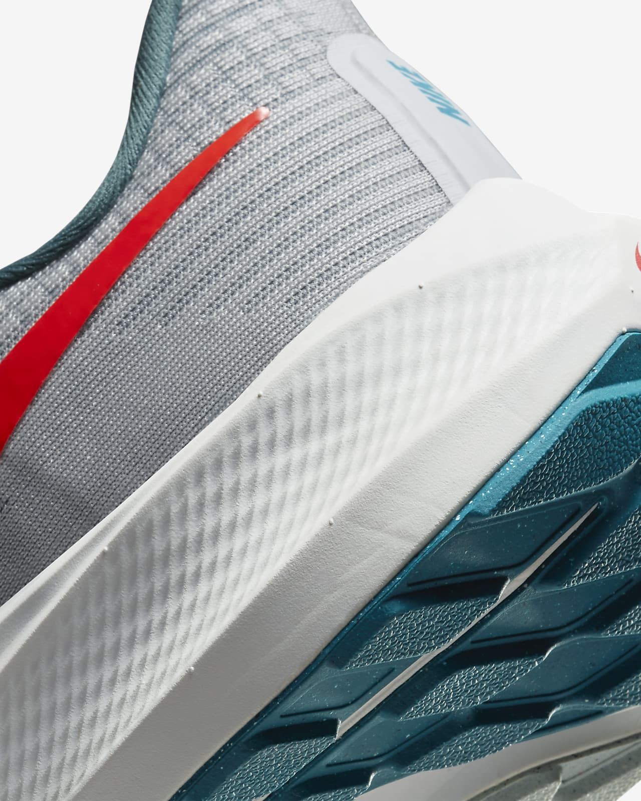 Мужские кроссовки для бега по шоссе Nike Air Zoom Pegasus 39. Nike RU