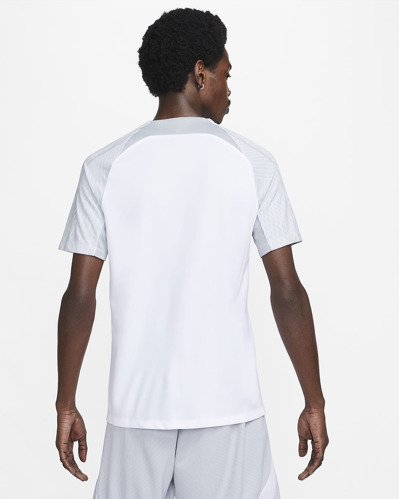 Nike Dri-FIT Strike Men's Short-Sleeve Football Top. Nike IE