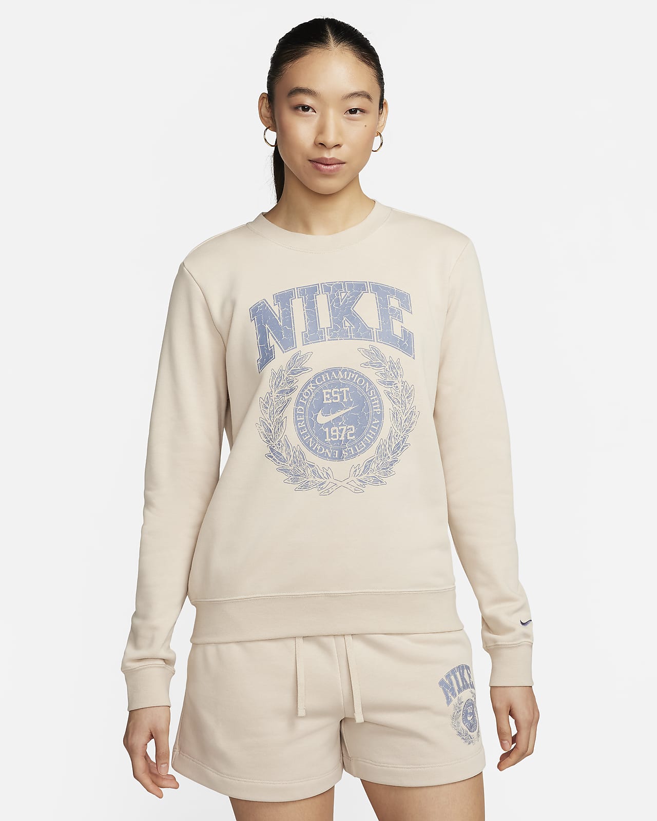 Nike Sportswear Club Fleece Women's Oversized Mock-Neck Sweatshirt