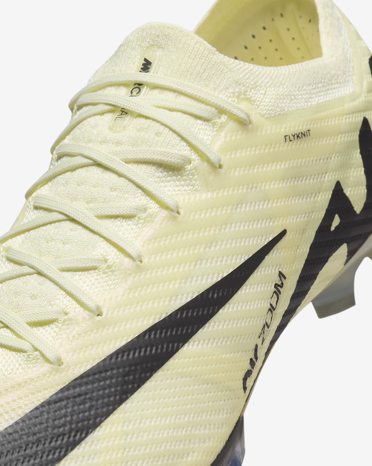 Crampons nike mercurial discount noir et jaune