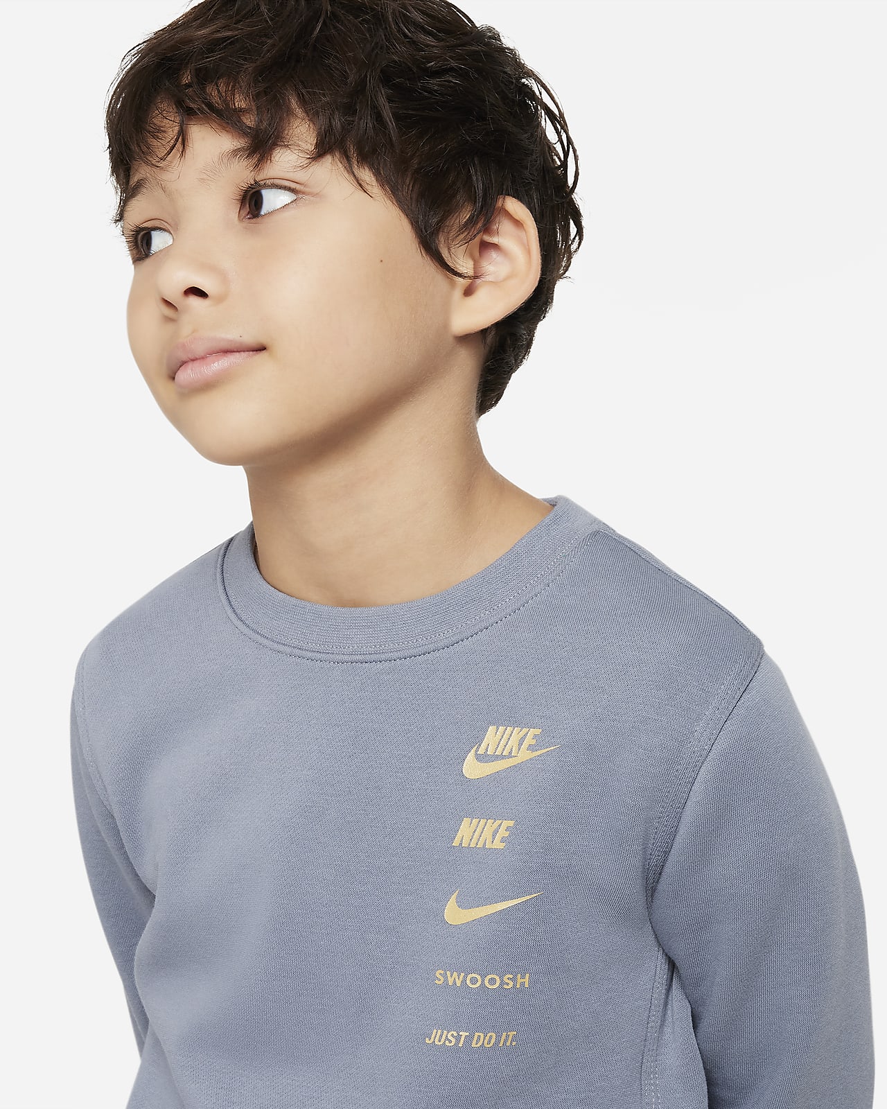 Nike Sportswear Standard Issue Big Kids' (Boys') Crew-Neck Fleece Sweatshirt