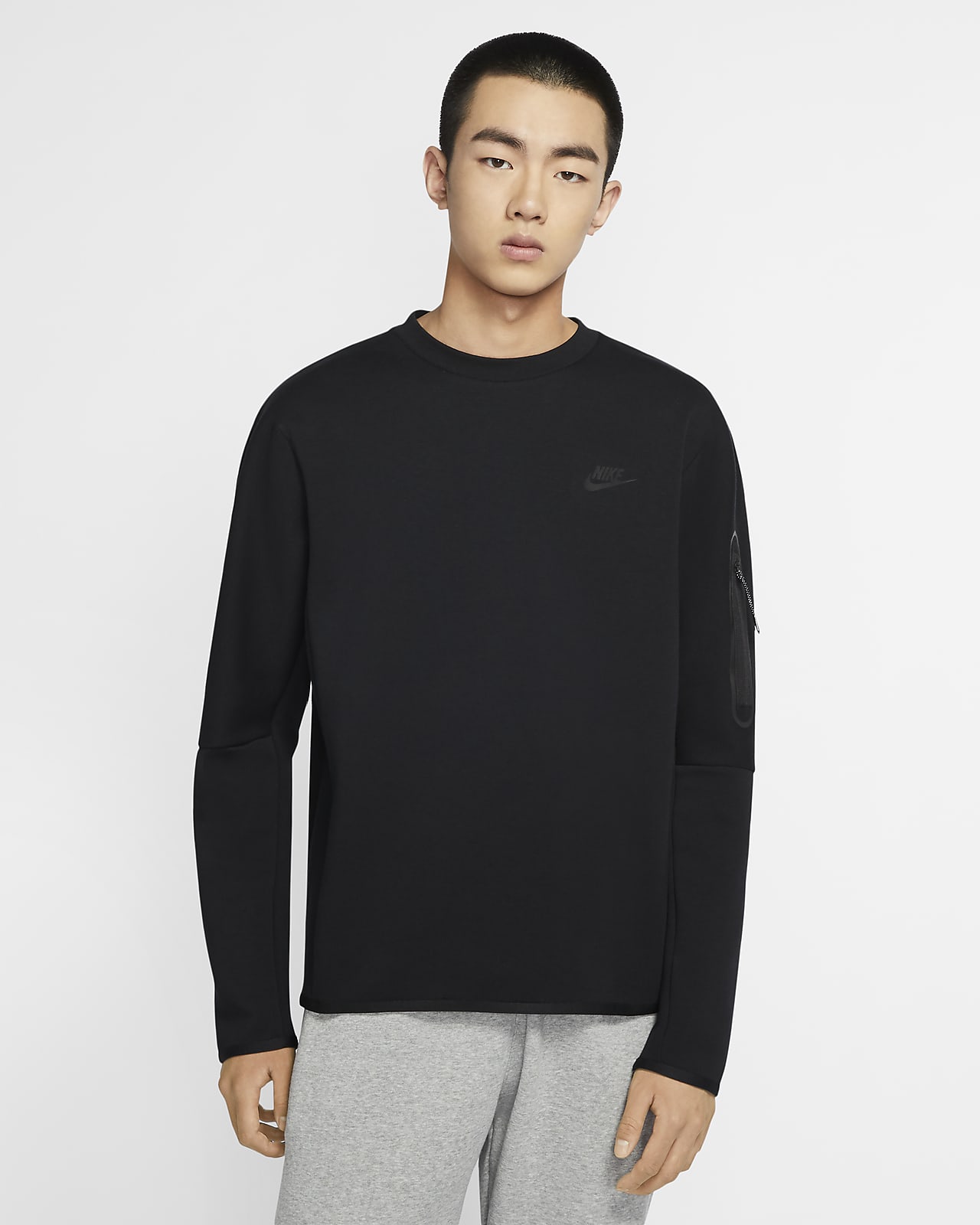nike tech fleece crewneck sweatshirt