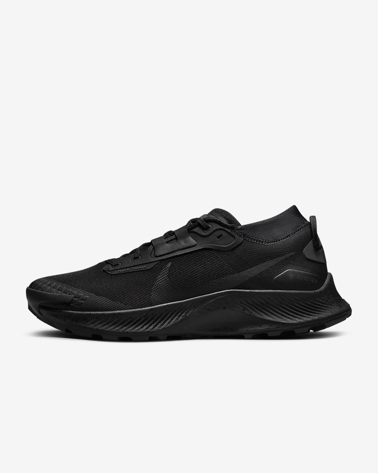 black nike trail running shoes