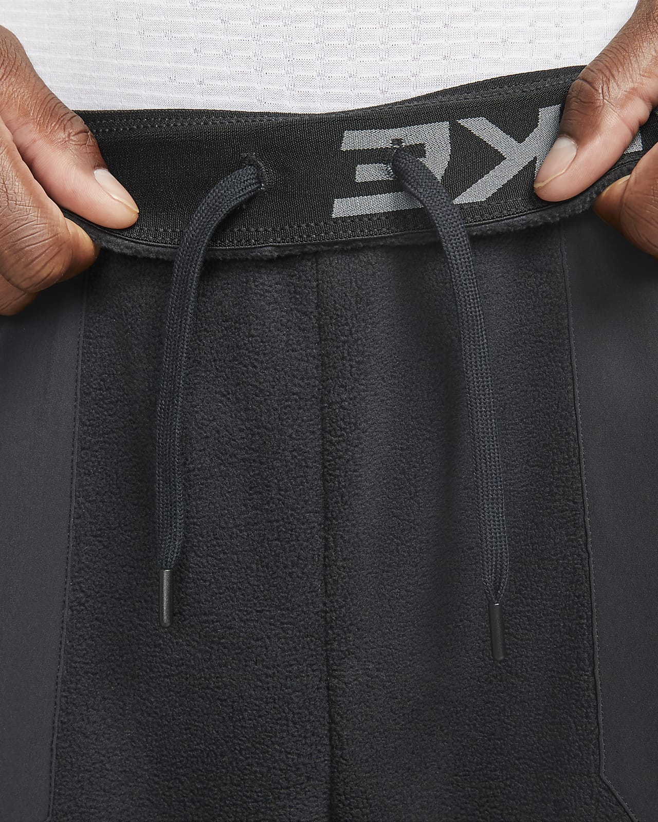 Nike ThermaFIT Men's Winterized Training Trousers. Nike LU