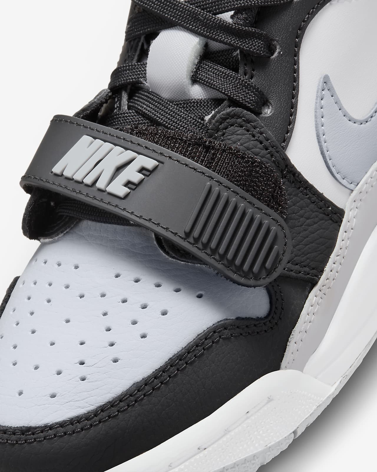 Air Jordan Legacy 312 Low Big Kids' Shoes. Nike.com