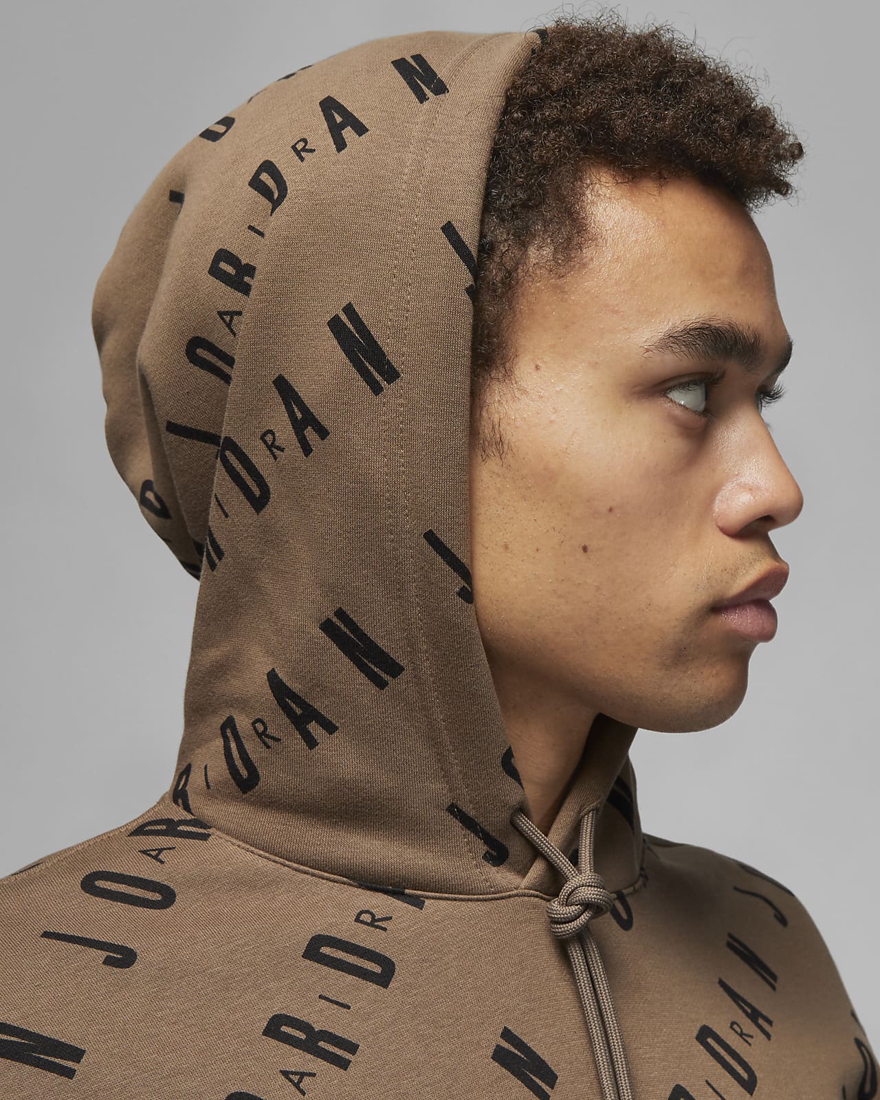 Jordan Essentials Men's Fleece Pullover Hoodie. Nike SK