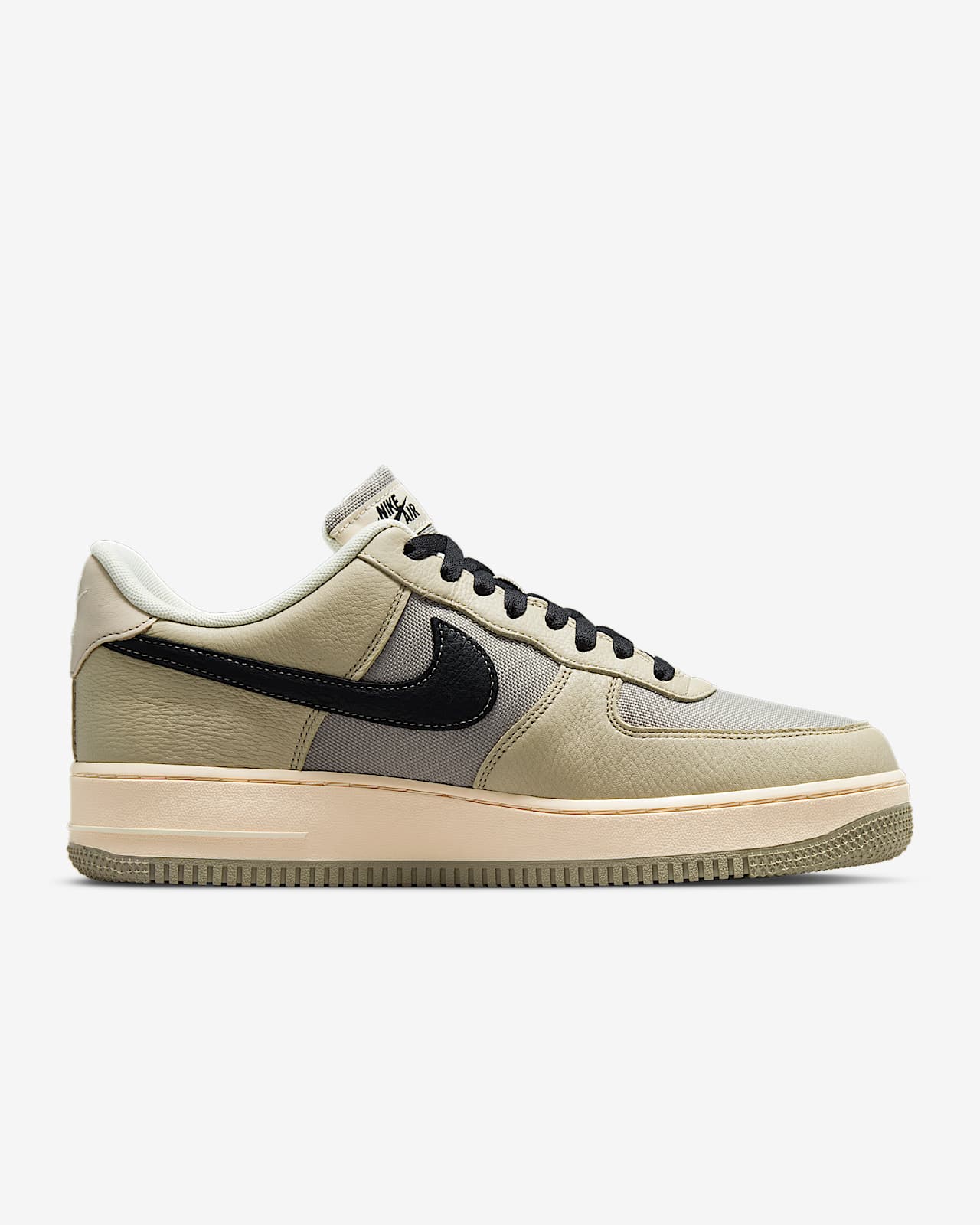 Scarpa Nike Air Force 1 GTX - Uomo. Nike CH