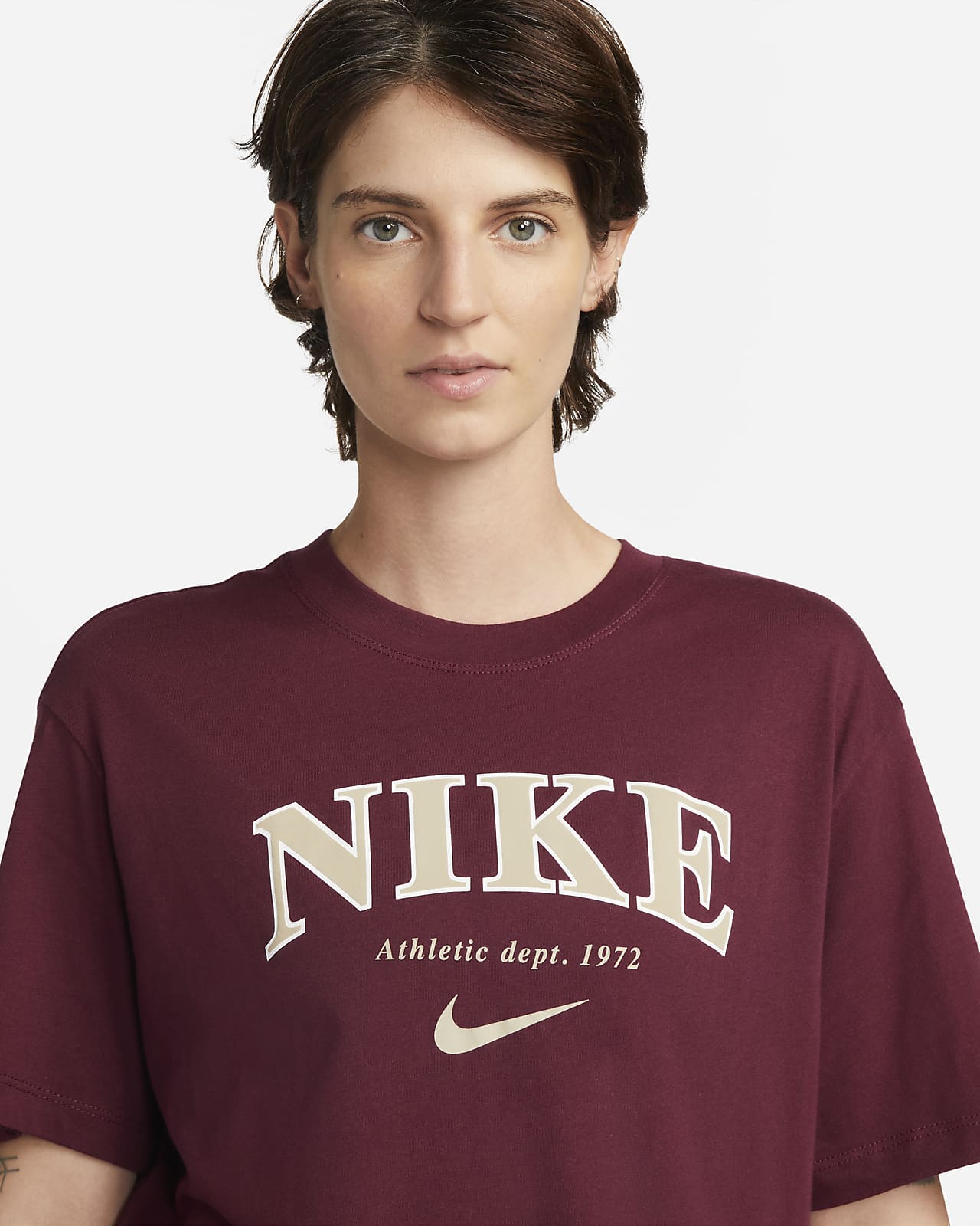 Shinkan Amarillento Custodio Nike Sportswear Camiseta - Mujer. Nike ES