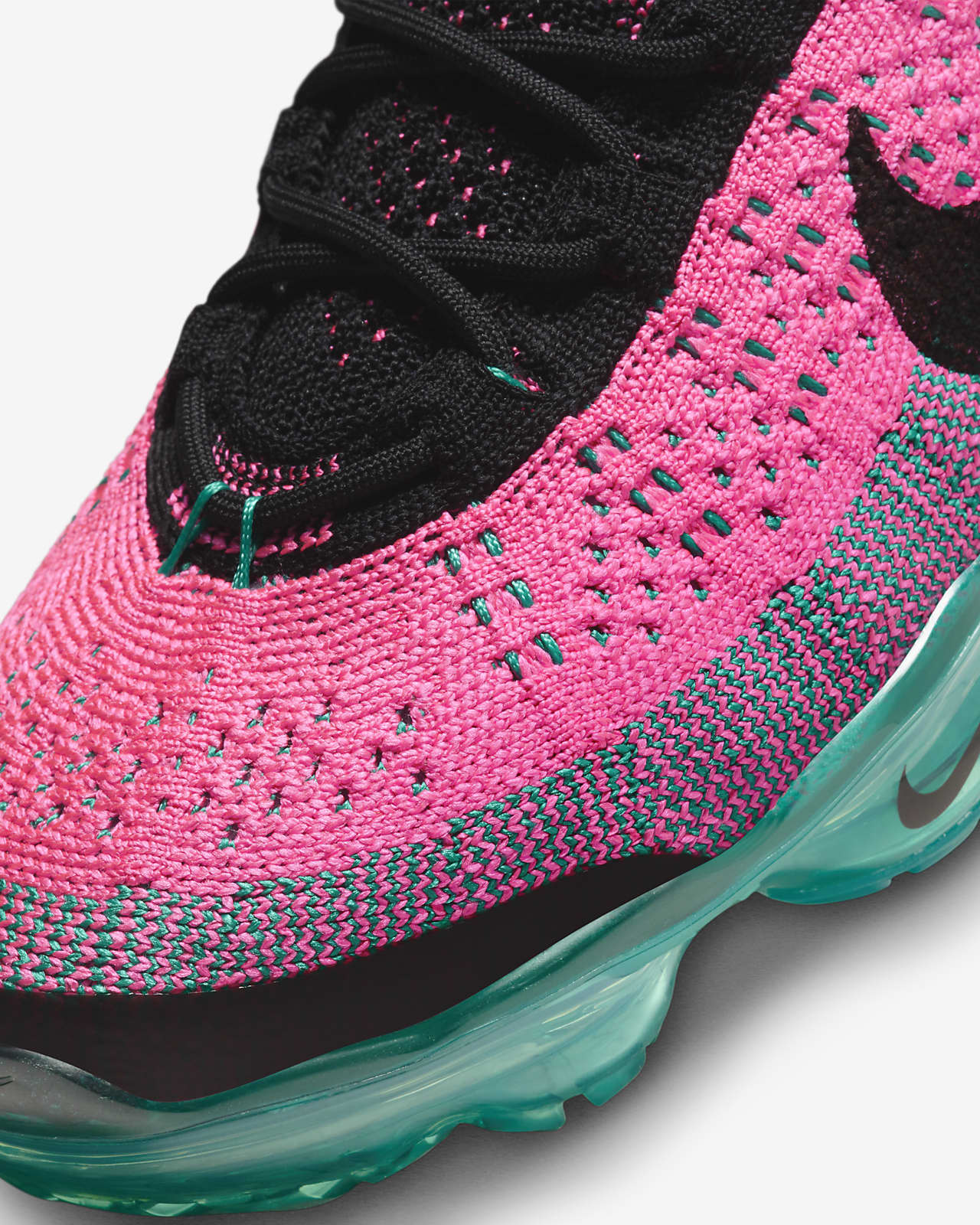 Nike Vapormax 2023 Flyknit in Pink