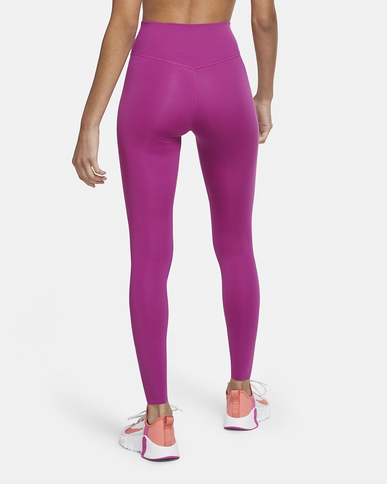 one luxe tight nike