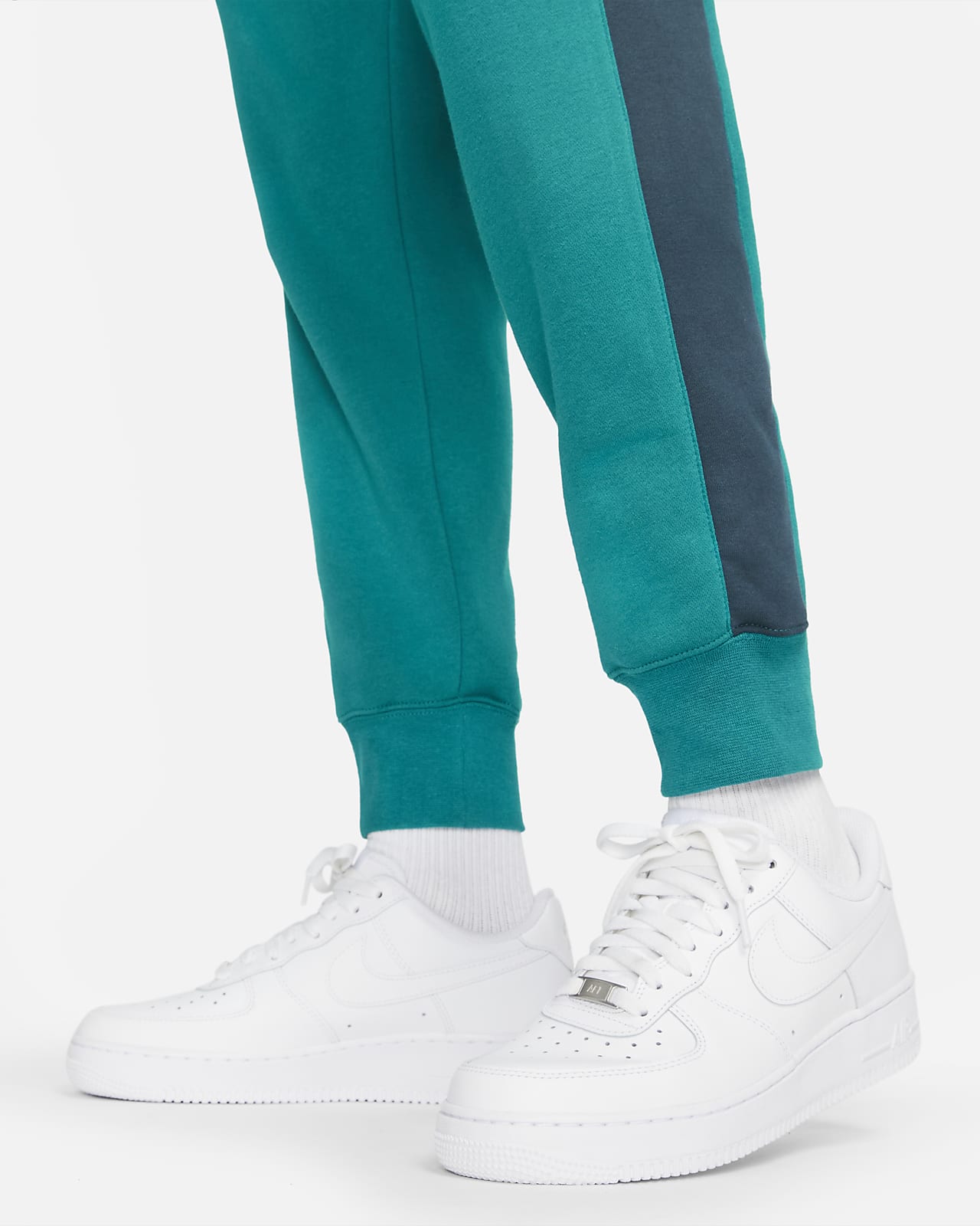 Pantalones deportivos de tejido Fleece para hombre Nike Sportswear. Nike.com