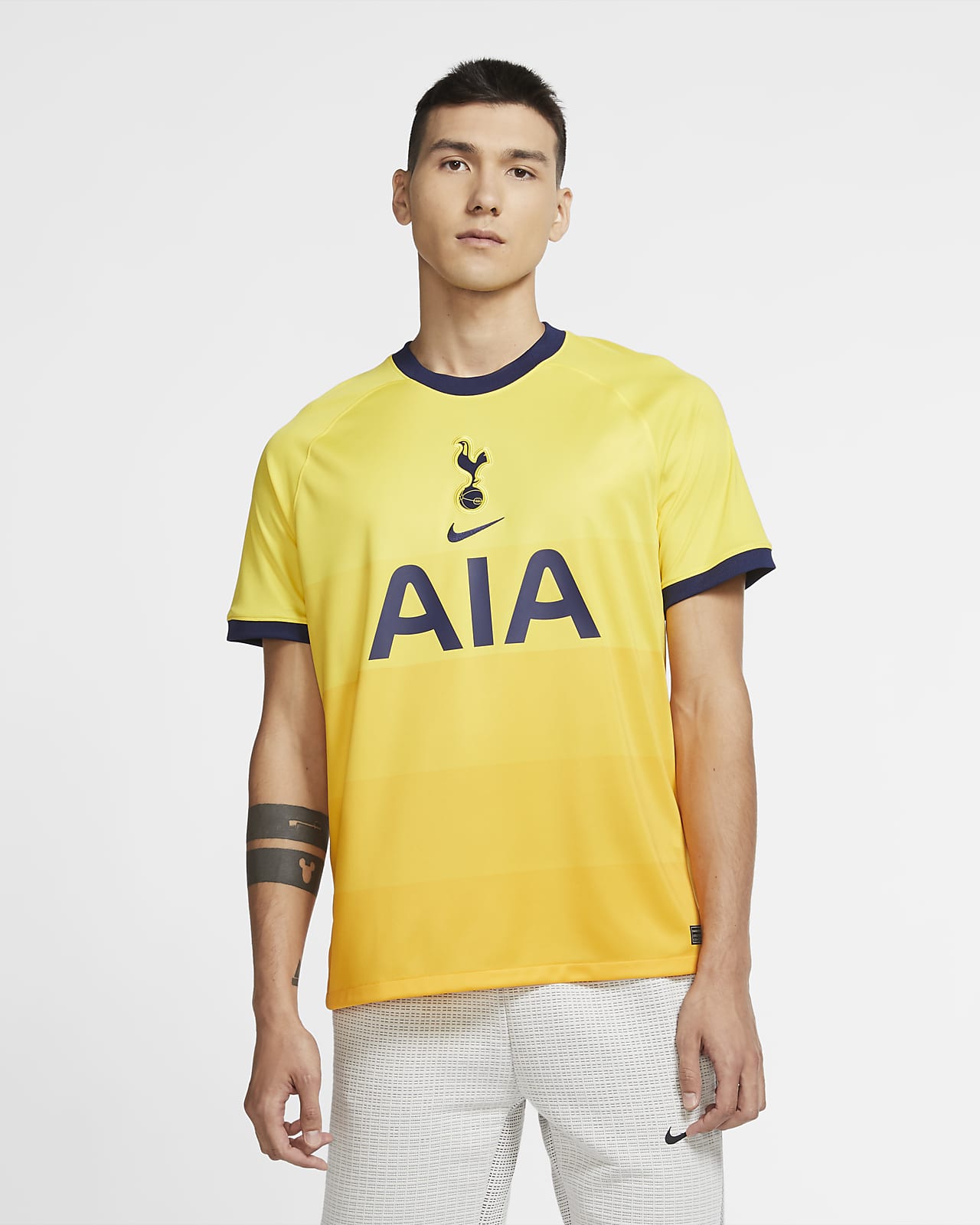 yellow nike soccer jersey