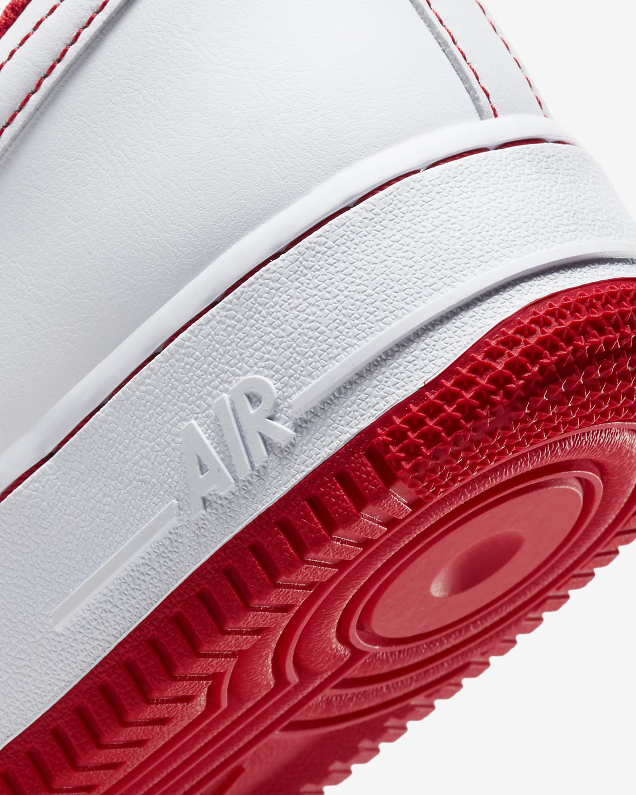 nike air force 1 07 basketball shoes