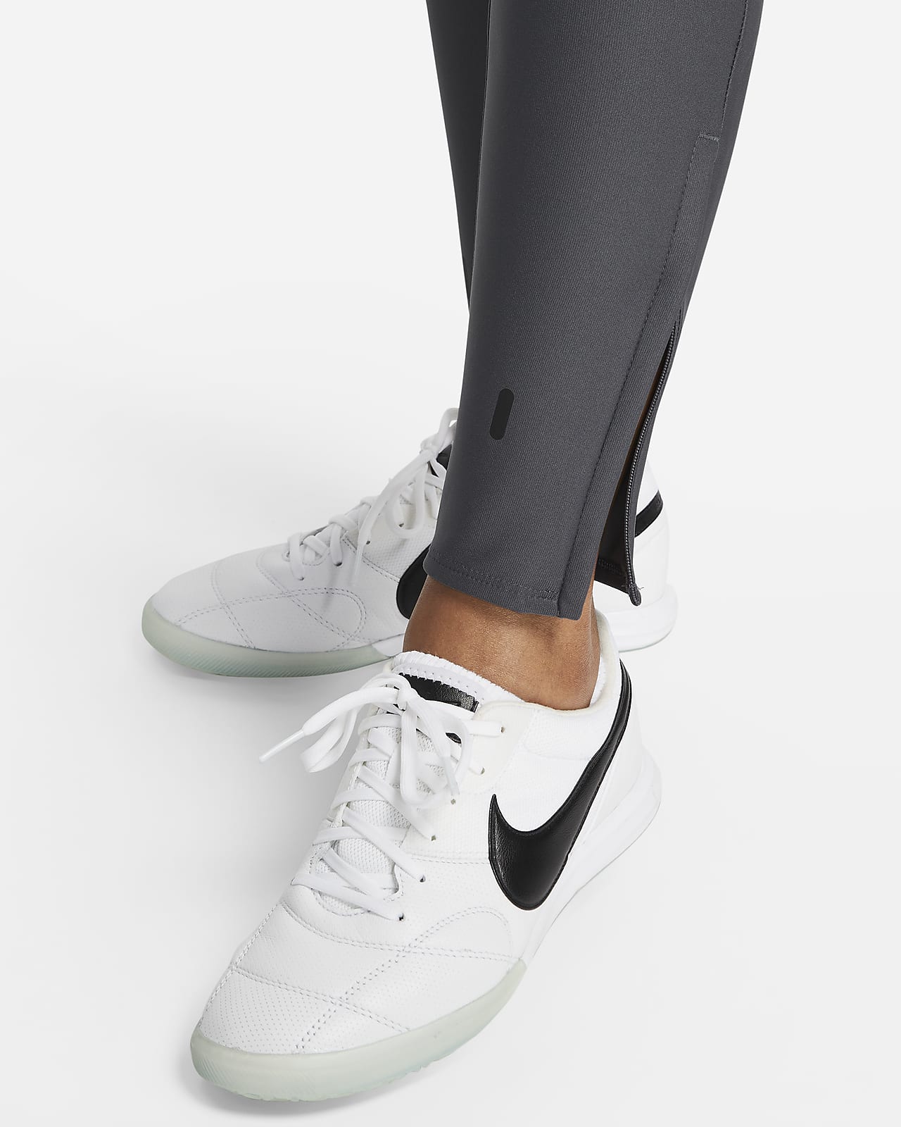 Paris Saint-Germain Strike Elite. Nike 