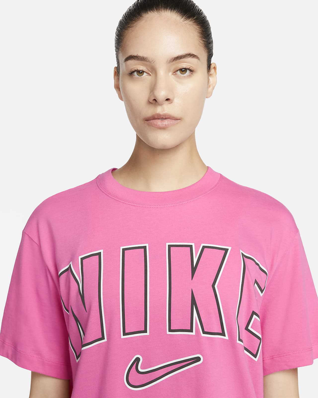 Vakantie Rafflesia Arnoldi gastvrouw Nike Sportswear T-shirt voor dames. Nike BE