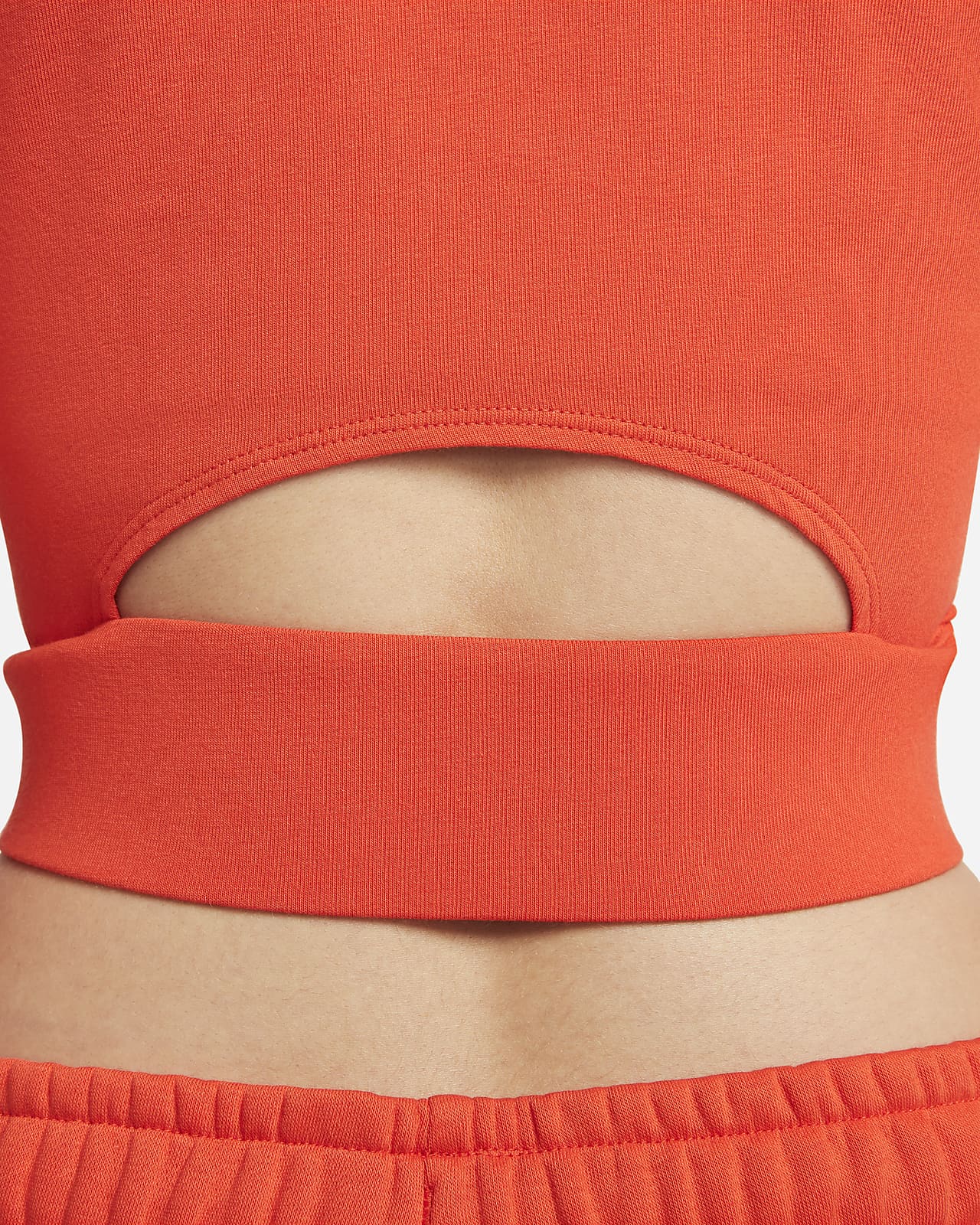 Nike Sportswear Women's LongSleeve Dance Crop Top. Nike NO