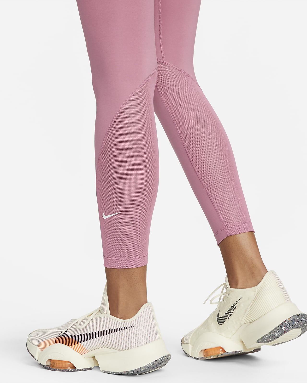 Mid-Rise 7/8 Leggings. Nike NL