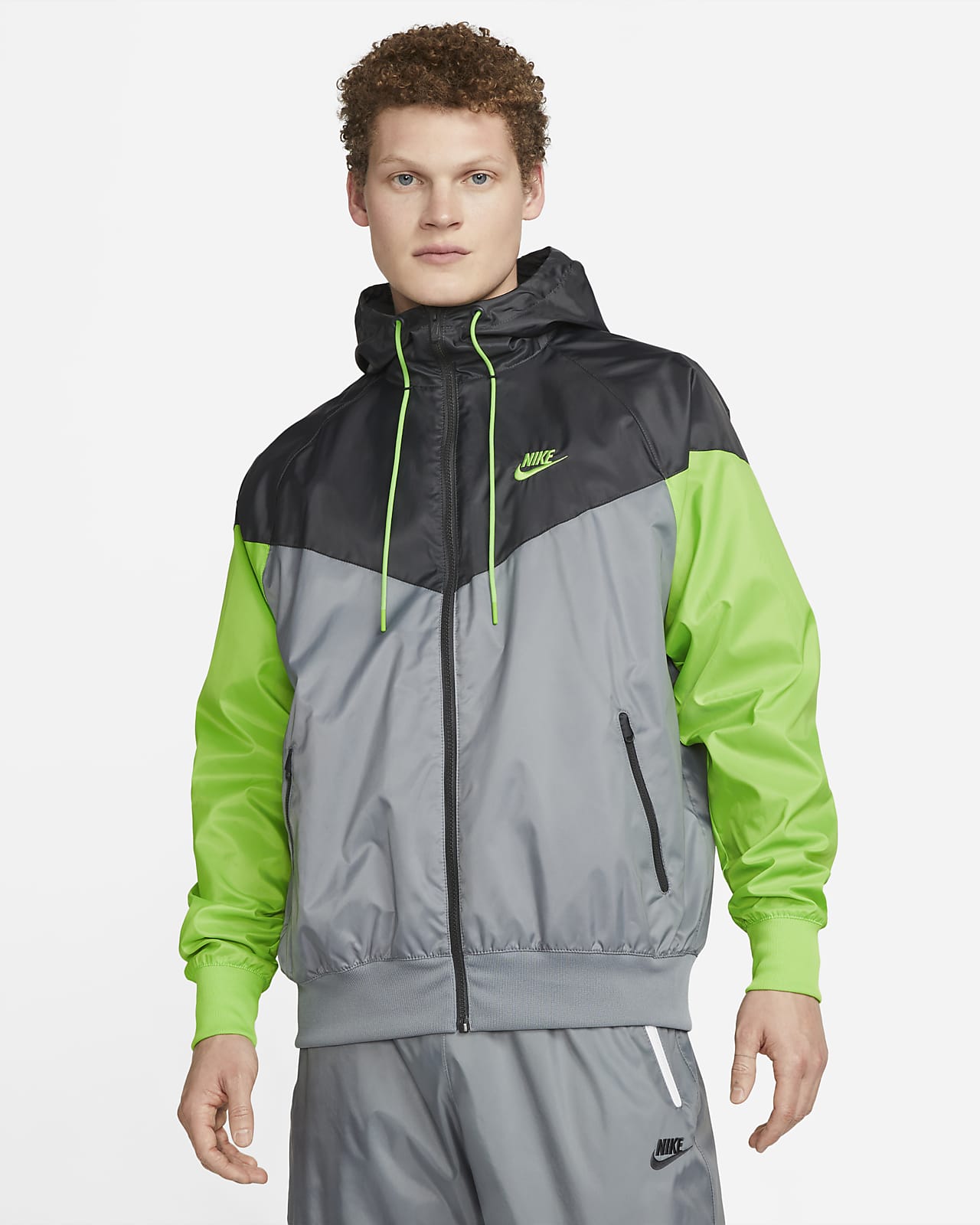hemel Dapperheid maïs Nike Sportswear Windrunner Herenjack met capuchon. Nike BE