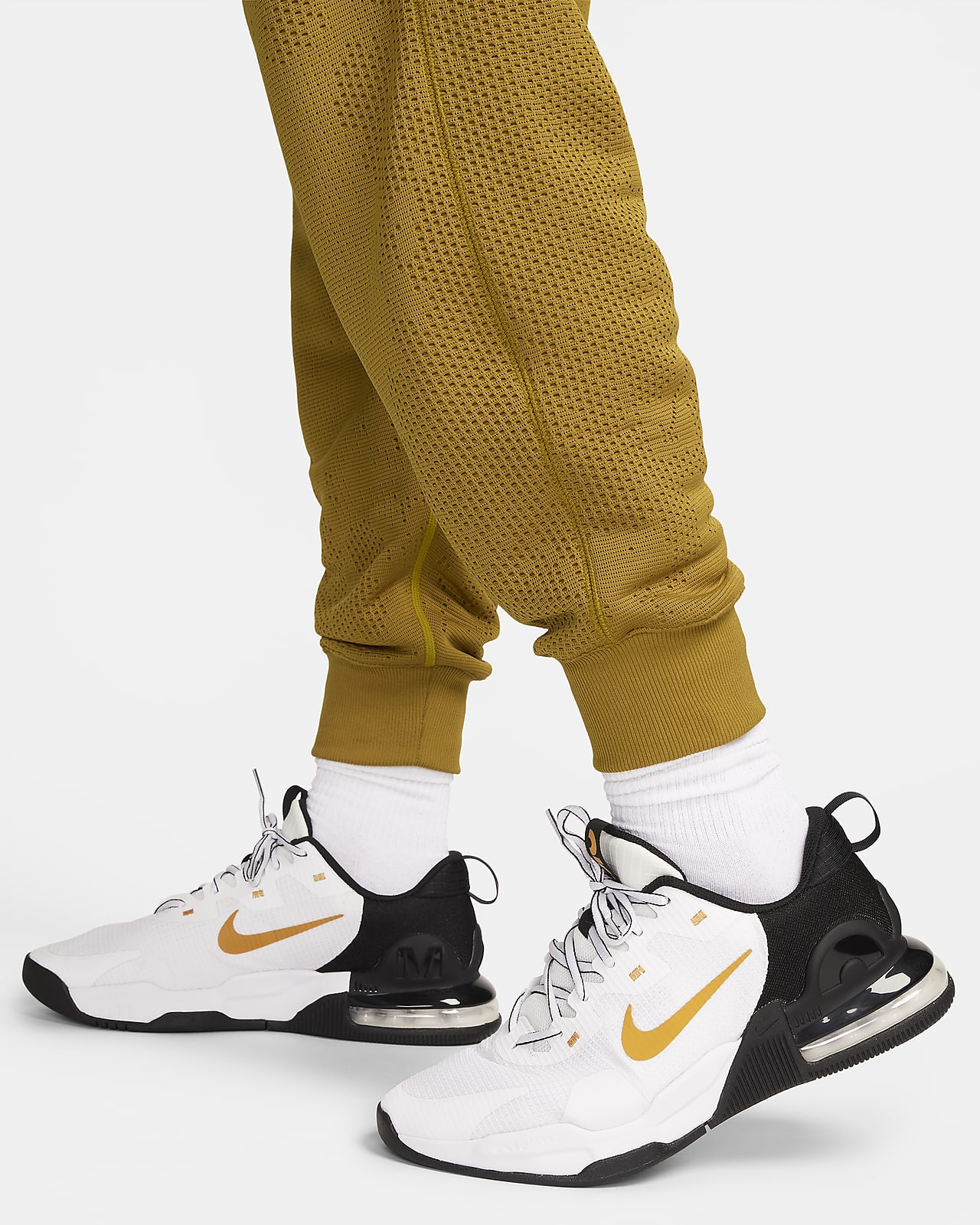 Nike APS Men's Therma-FIT Versatile Trousers. Nike CA