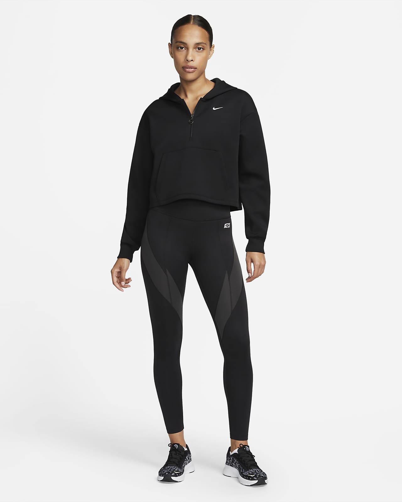 Nike Dri-FIT Women's Graphic 1/2-Zip Training Hoodie. Nike NL