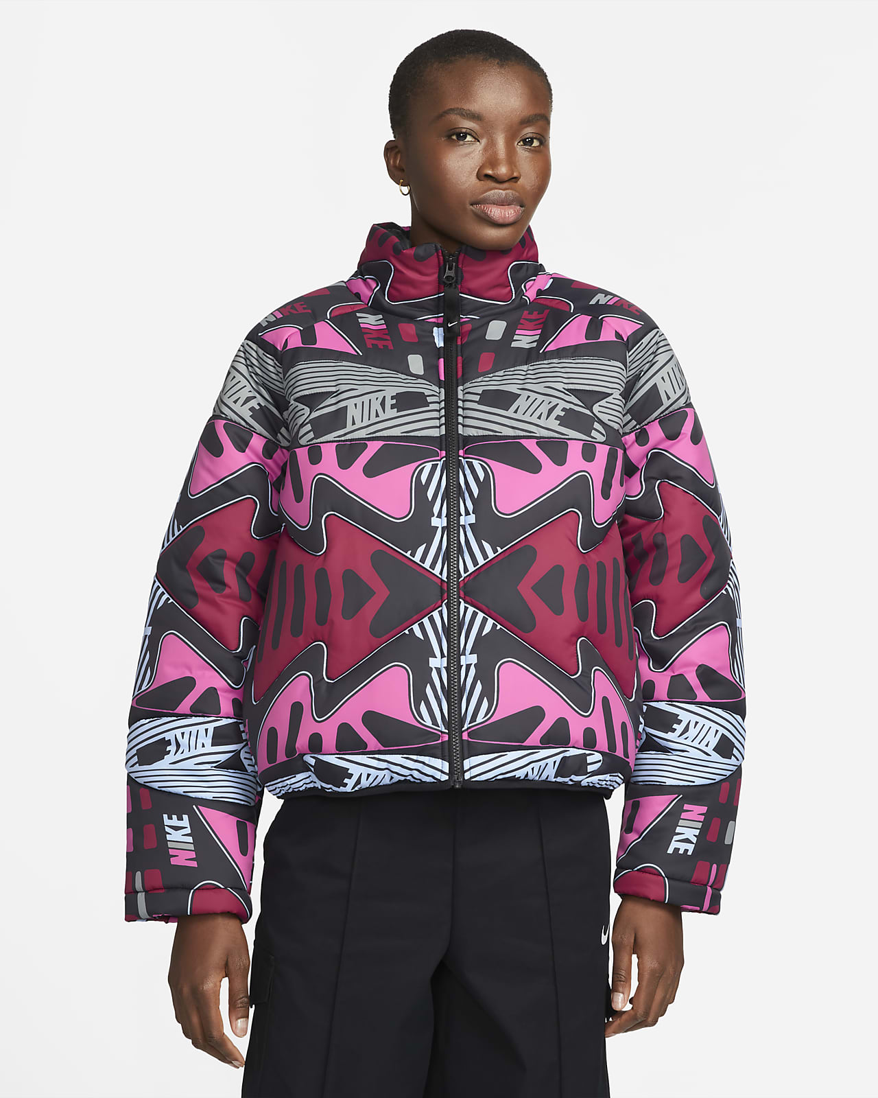 Nike Sportswear Therma-FIT Damesjack met synthetische vulling. Nike BE