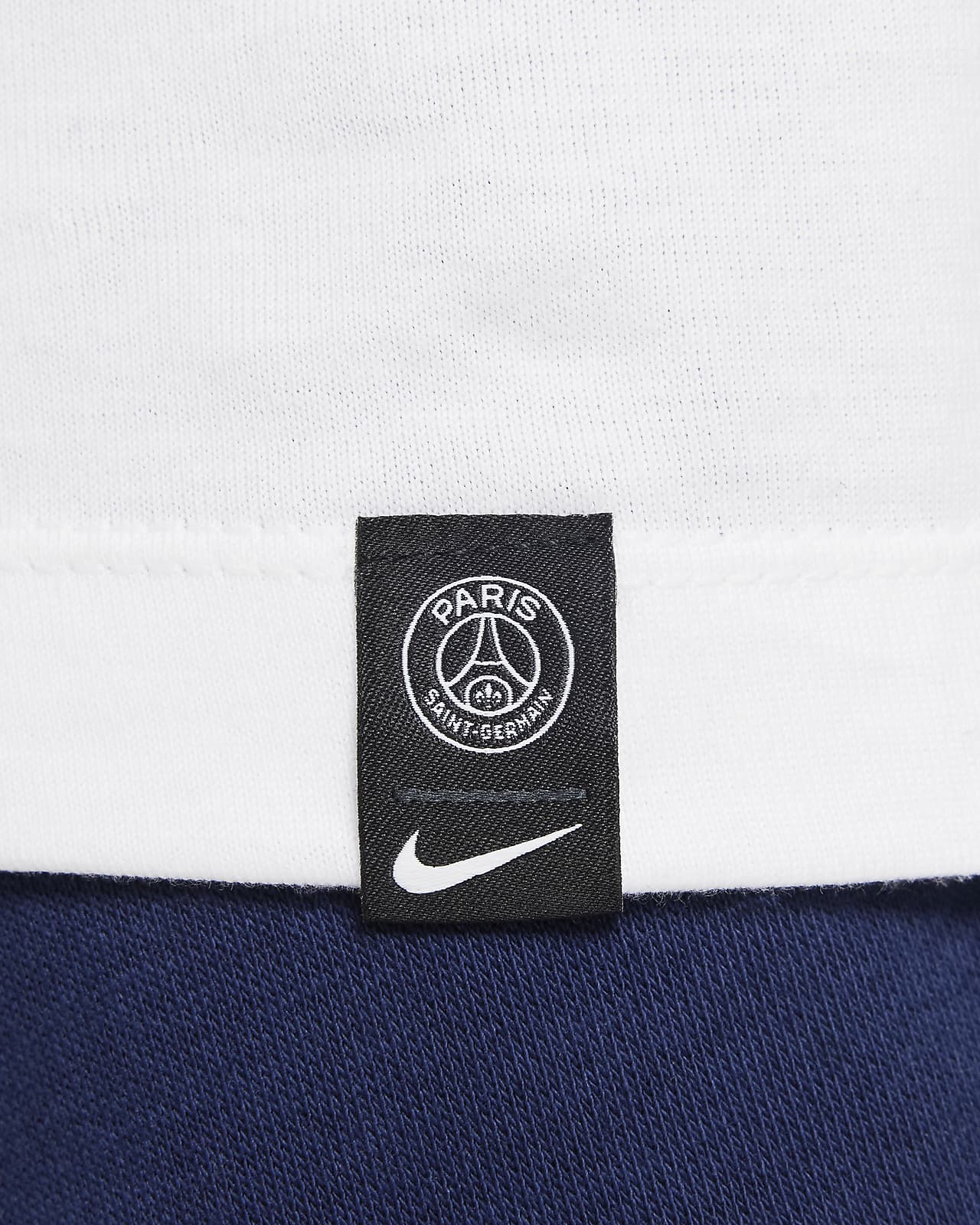 Saint-Germain Swoosh Nike T-Shirt. Nike.com