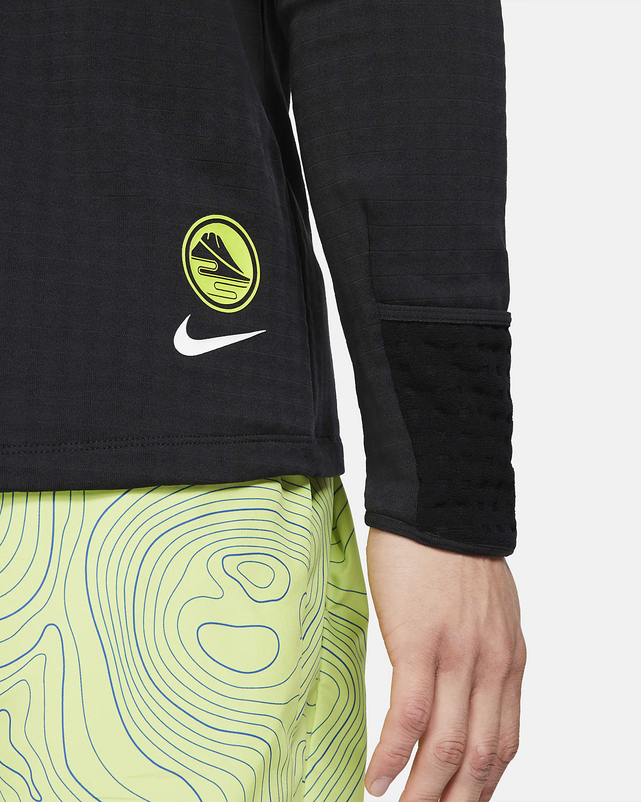 nike element sphere top mens