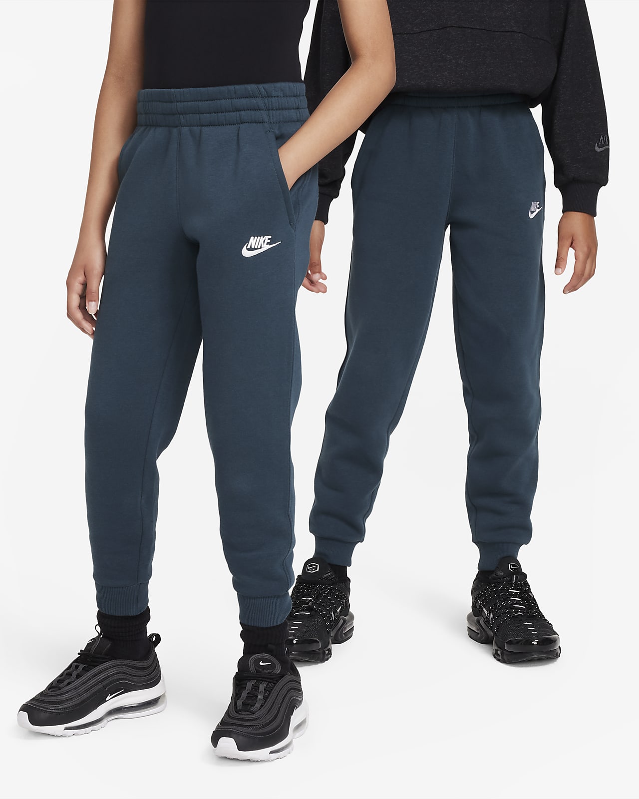 NIKE Girls' Nike Sportswear Club Fleece Jogger Pants