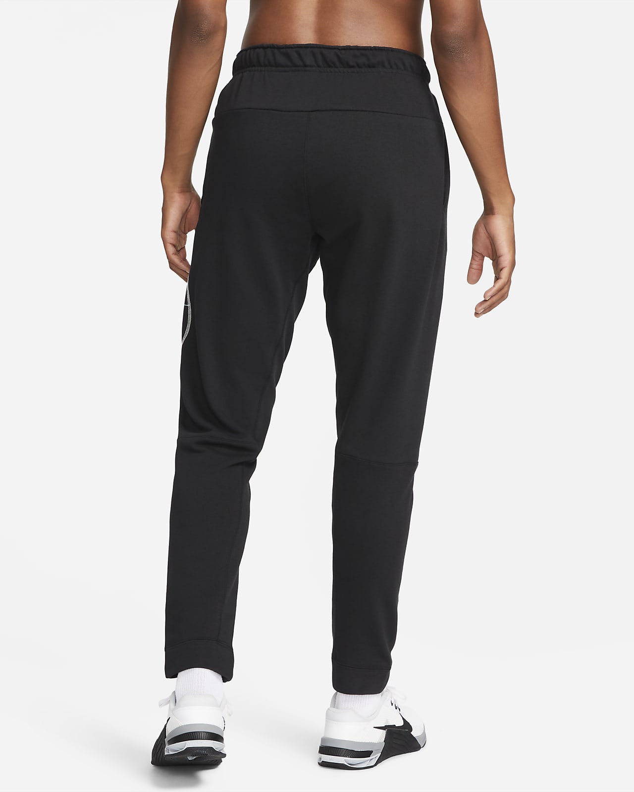 Nike Dri-FIT Men's Fleece Tapered Running Trousers. Nike LU