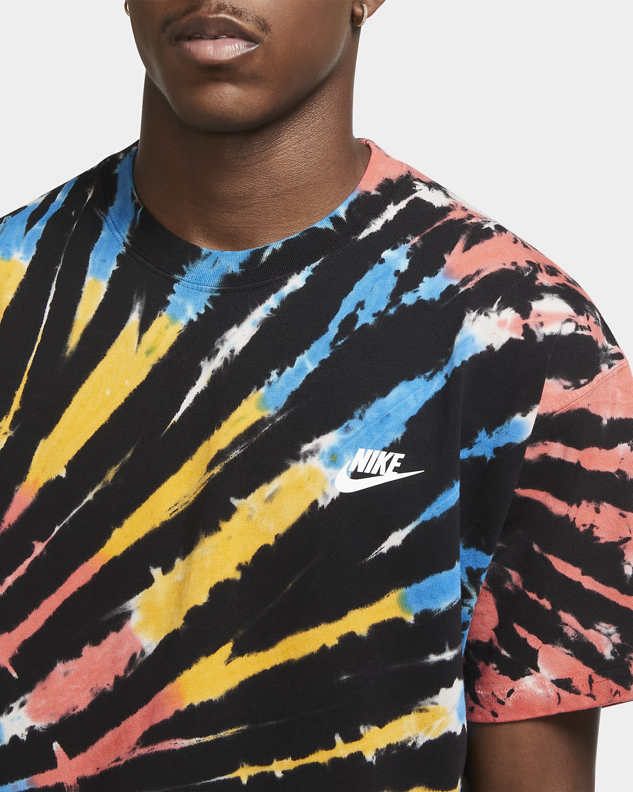Nike Sportswear Men's Tie-Dye T-Shirt 