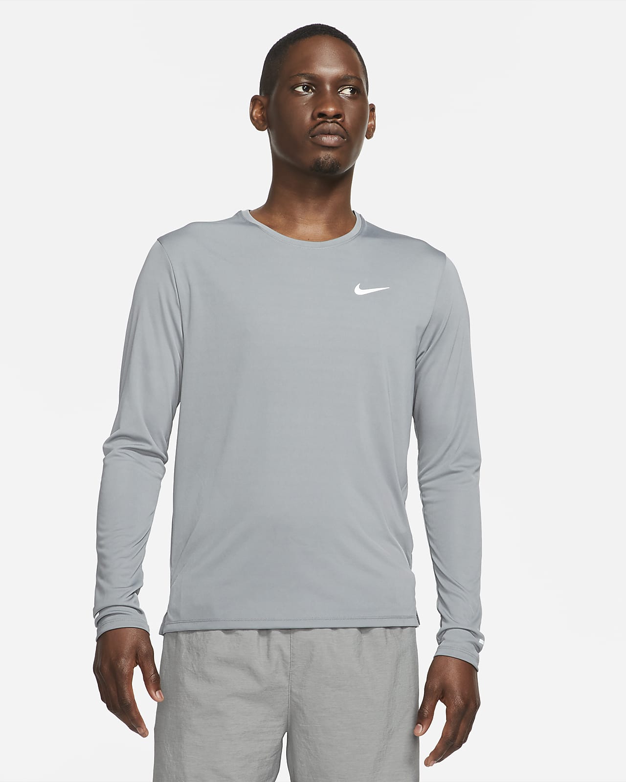 roble Madurar infinito Nike Dri-FIT Miler Camiseta de running de manga larga - Hombre. Nike ES