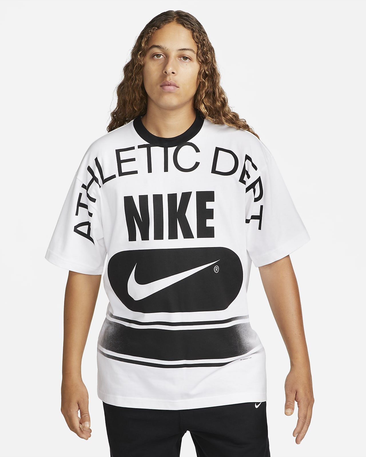 Nike T-Shirt.