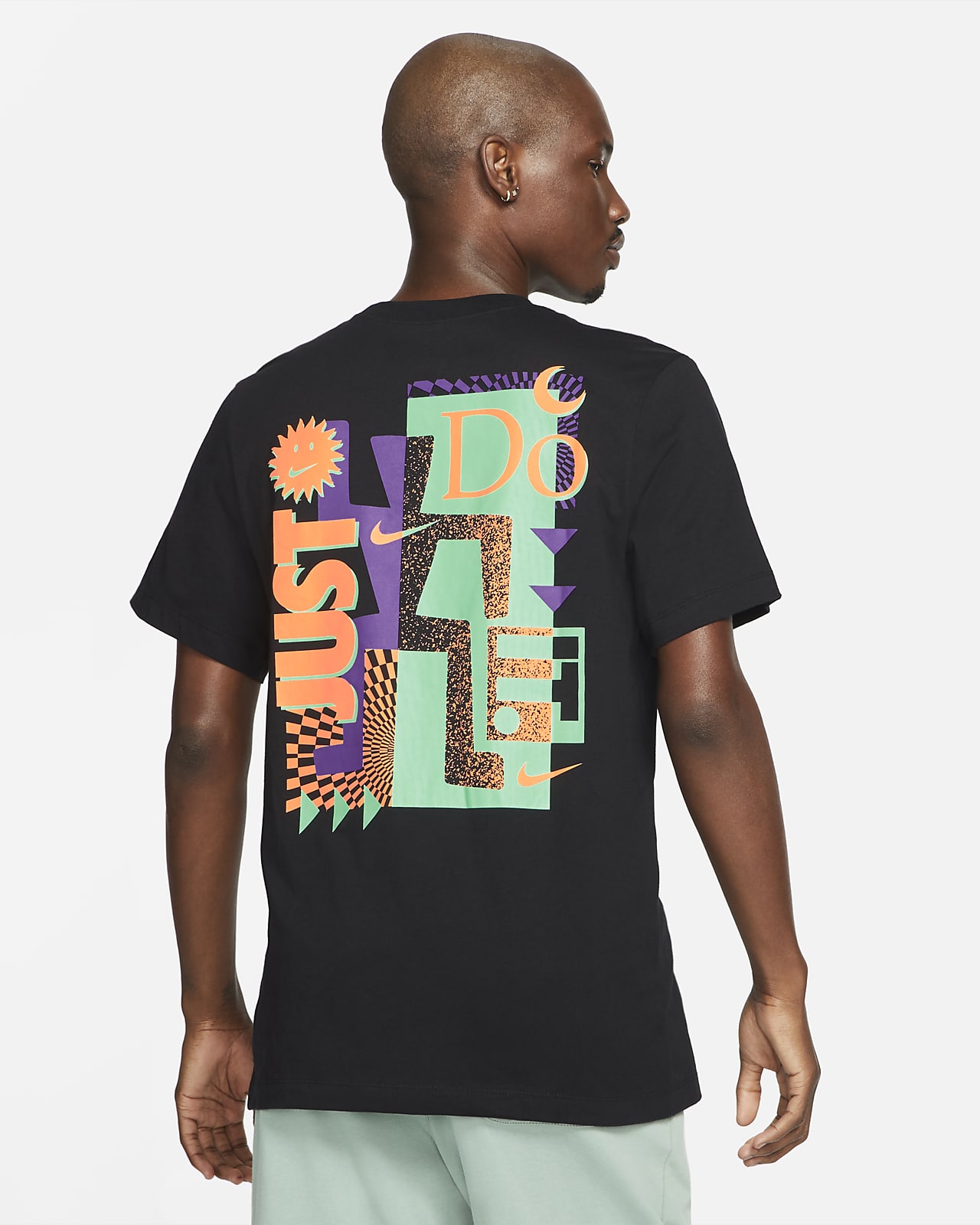 Nike Sportswear Men's T-Shirt. Nike.com