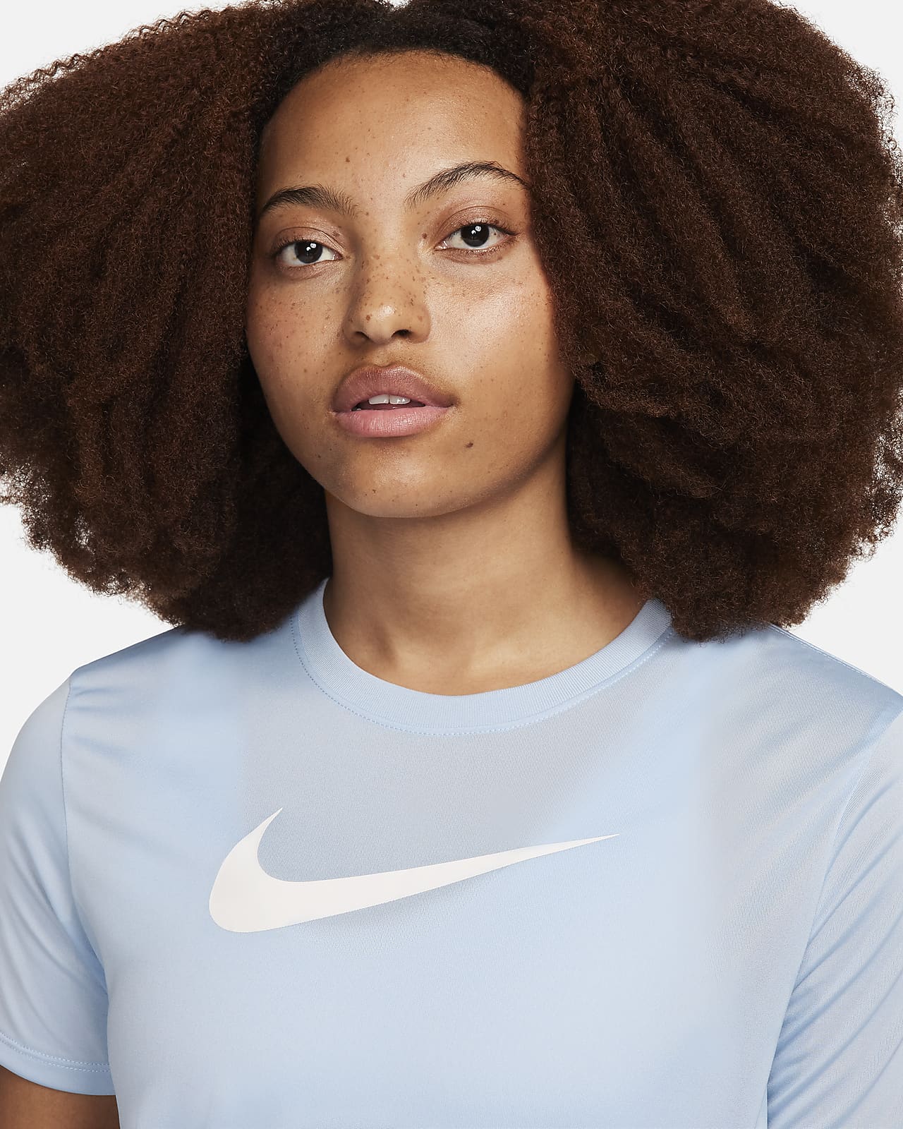 T-Shirt. Nike Graphic Dri-FIT Women\'s