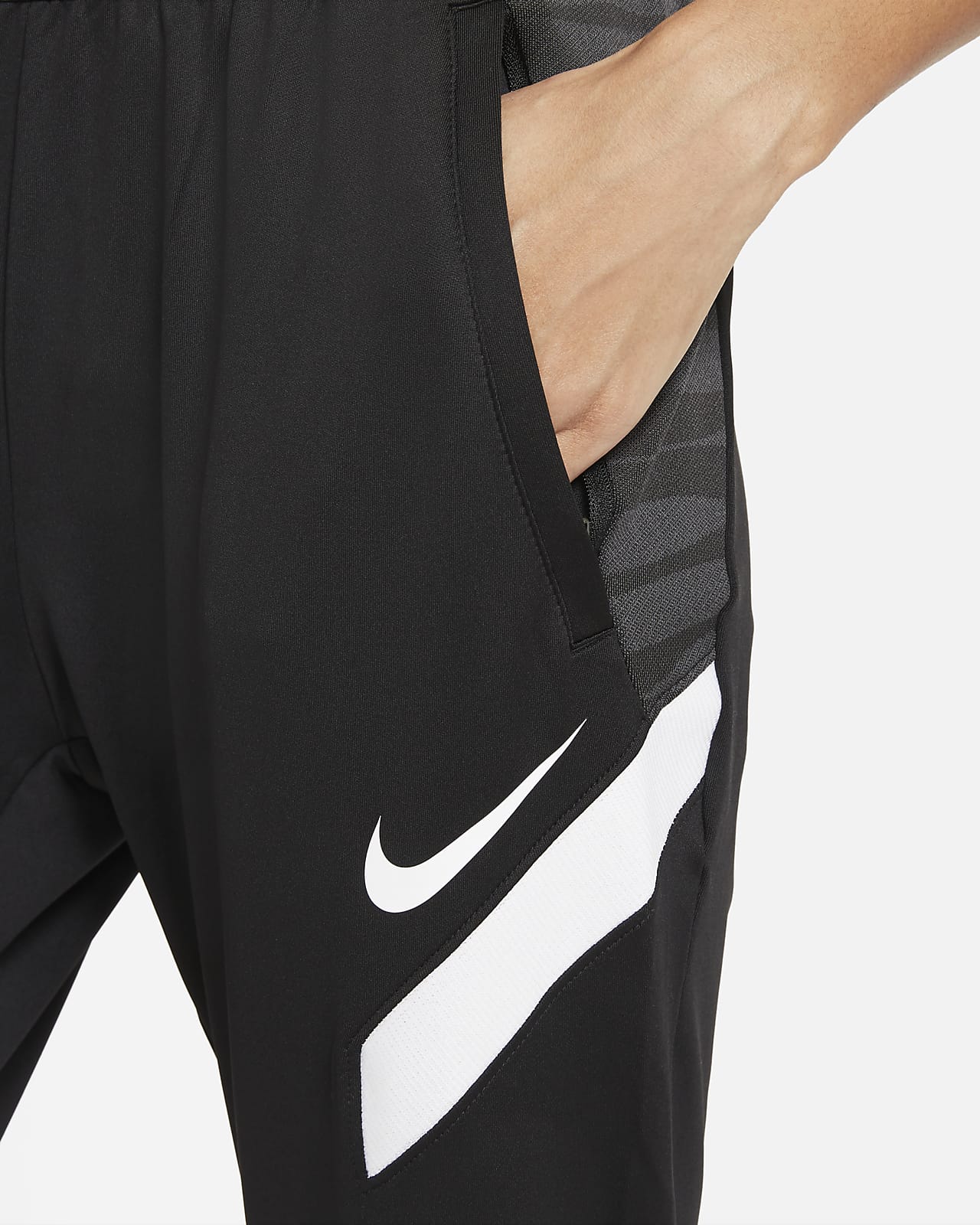 pantalon nike dry strike