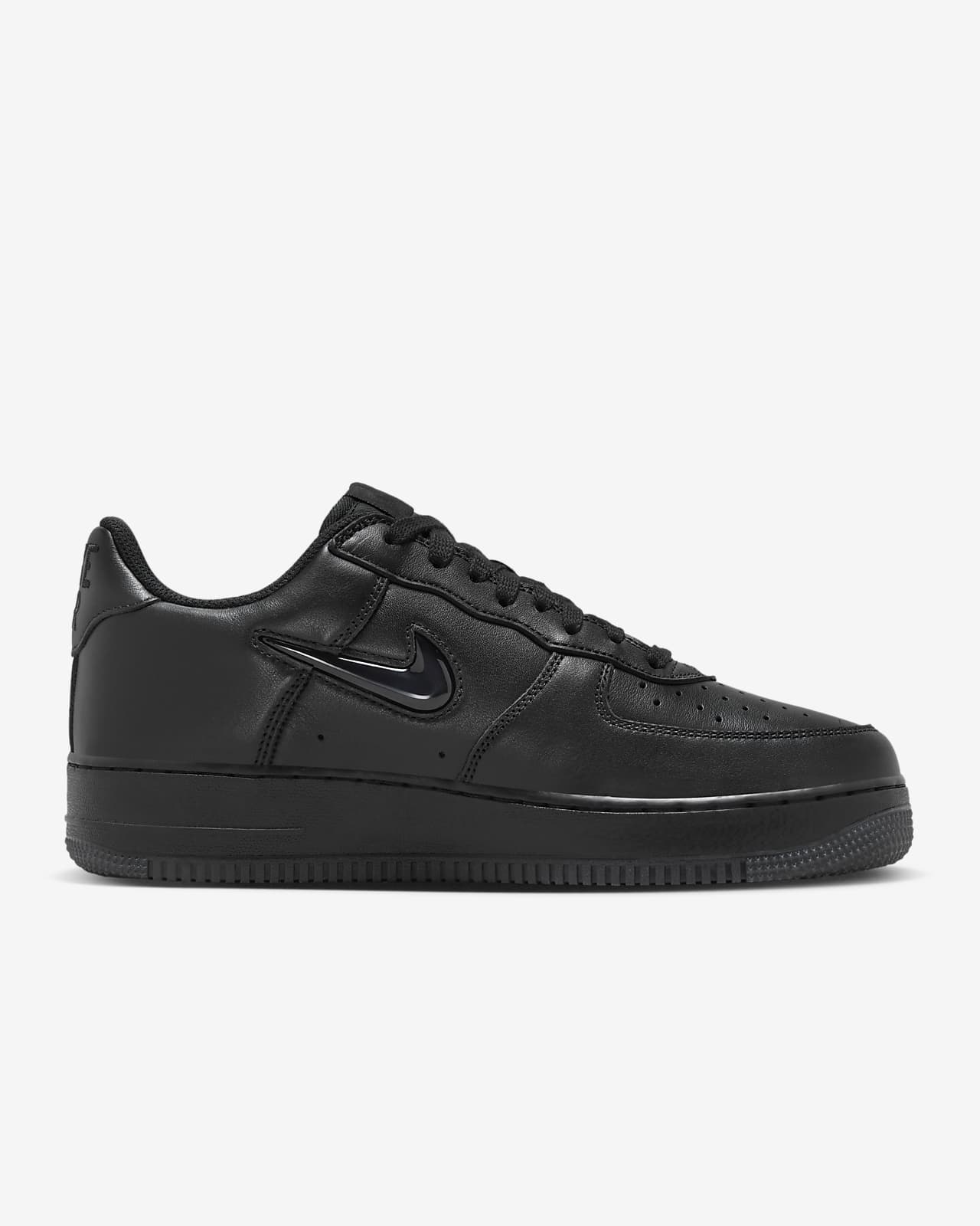 Chaussure Nike Air Force 1 Low Retro pour homme. Nike CA