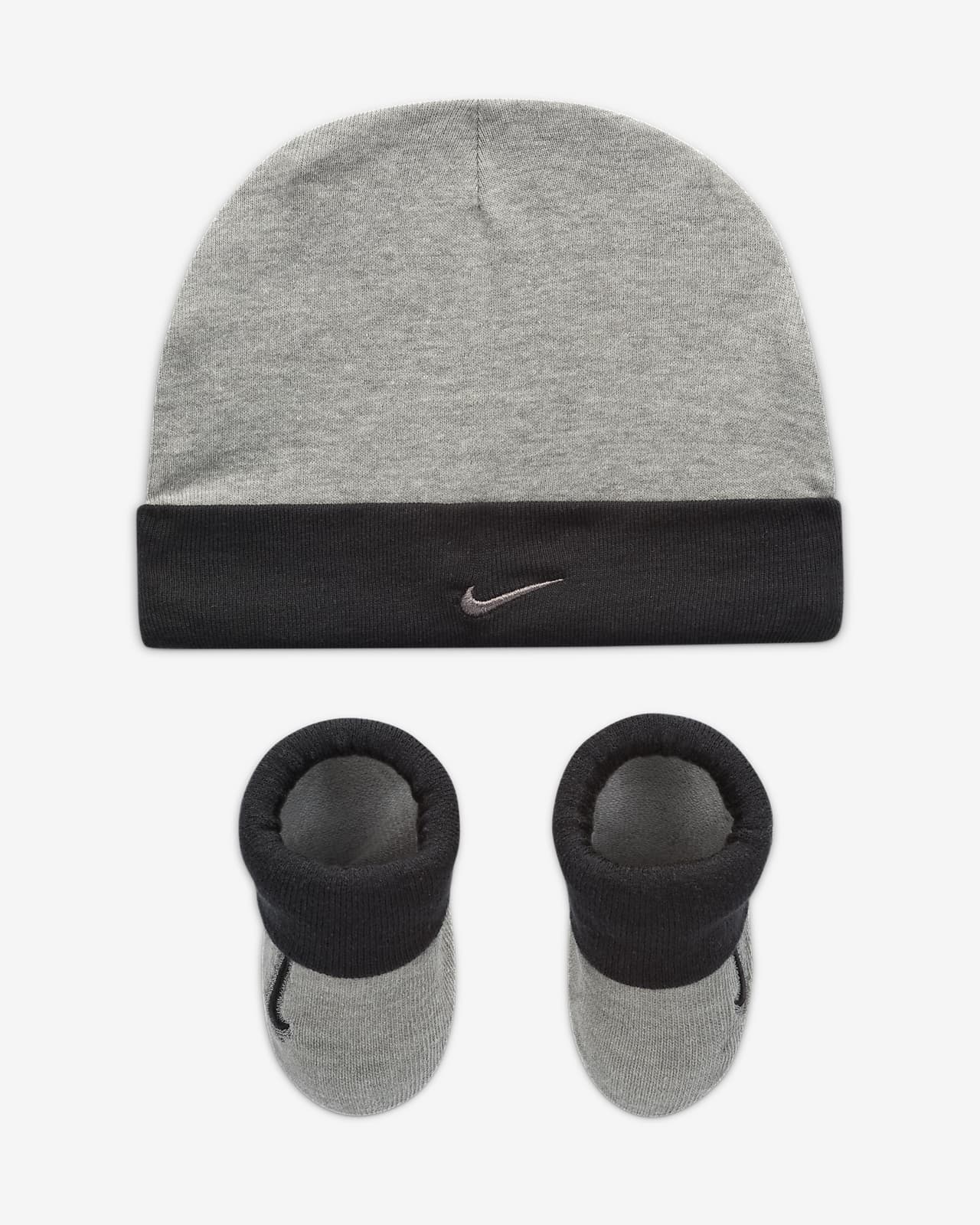 Set de gorro y bata para bebé Photo Op - Fútbol gris