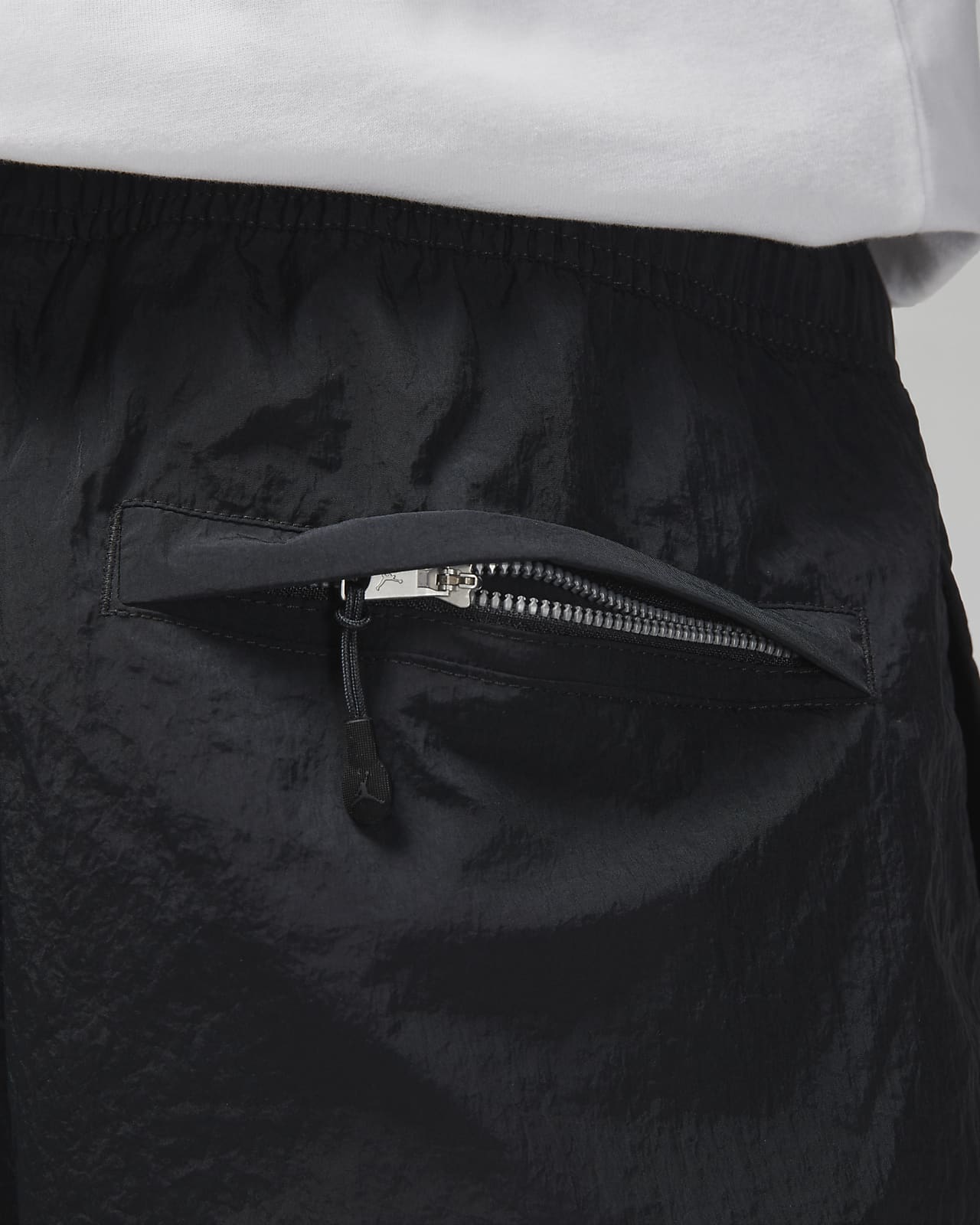 Jordan Essential Men's Statement WarmUp Trousers. Nike IE