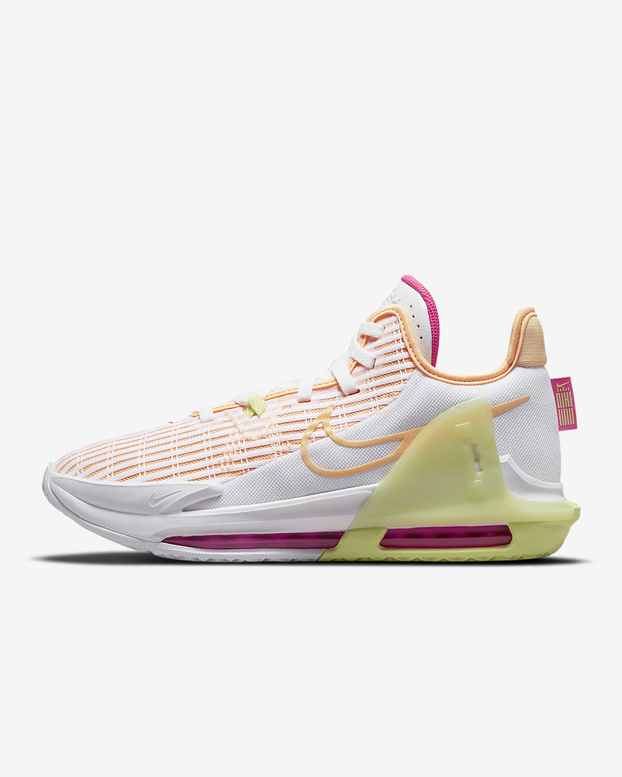 LeBron Witness 6 Basketbalschoenen. Nike BE