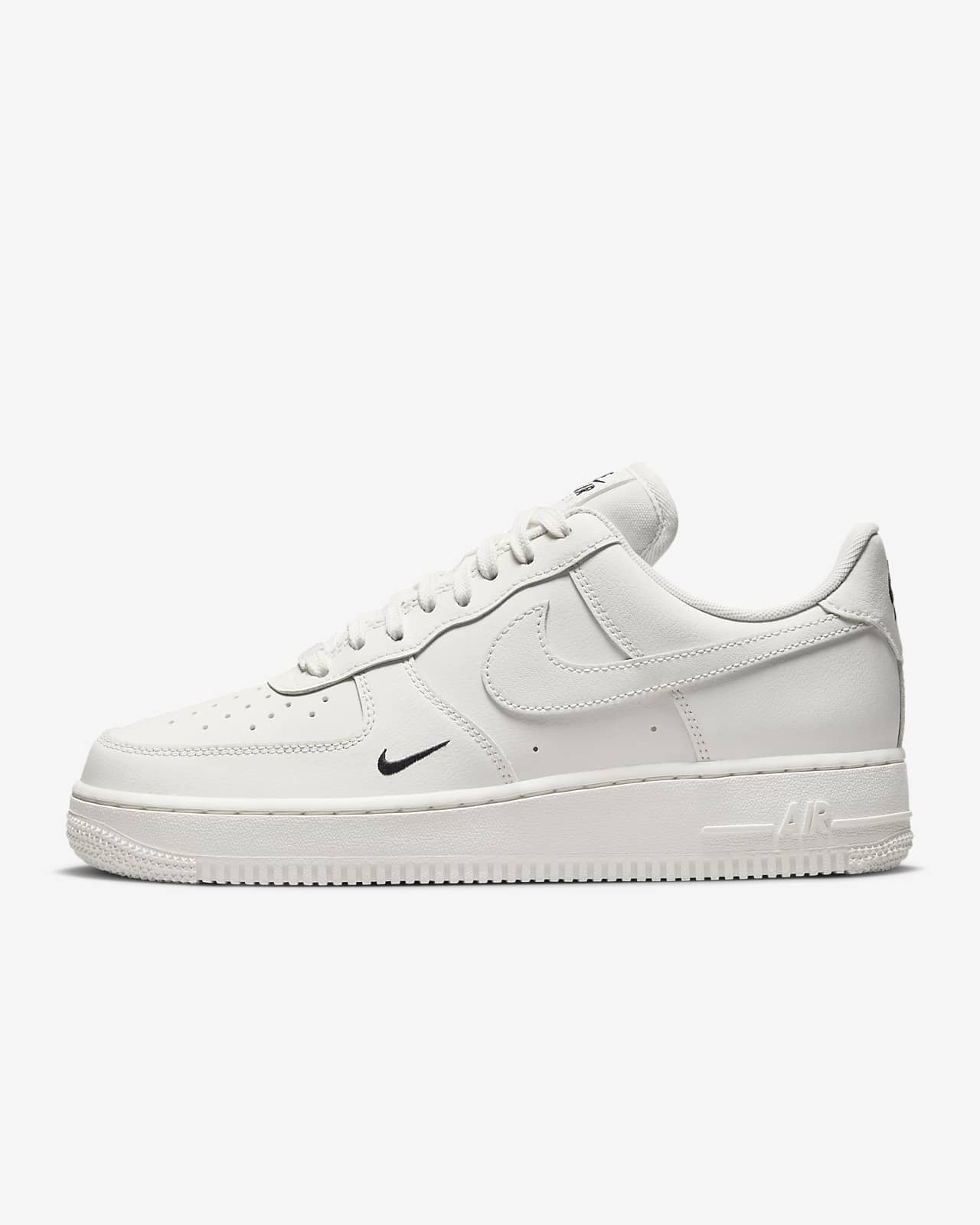 NikeAINIKE WMNS AIR FORCE 1' 07 LOW ESSENTIAL