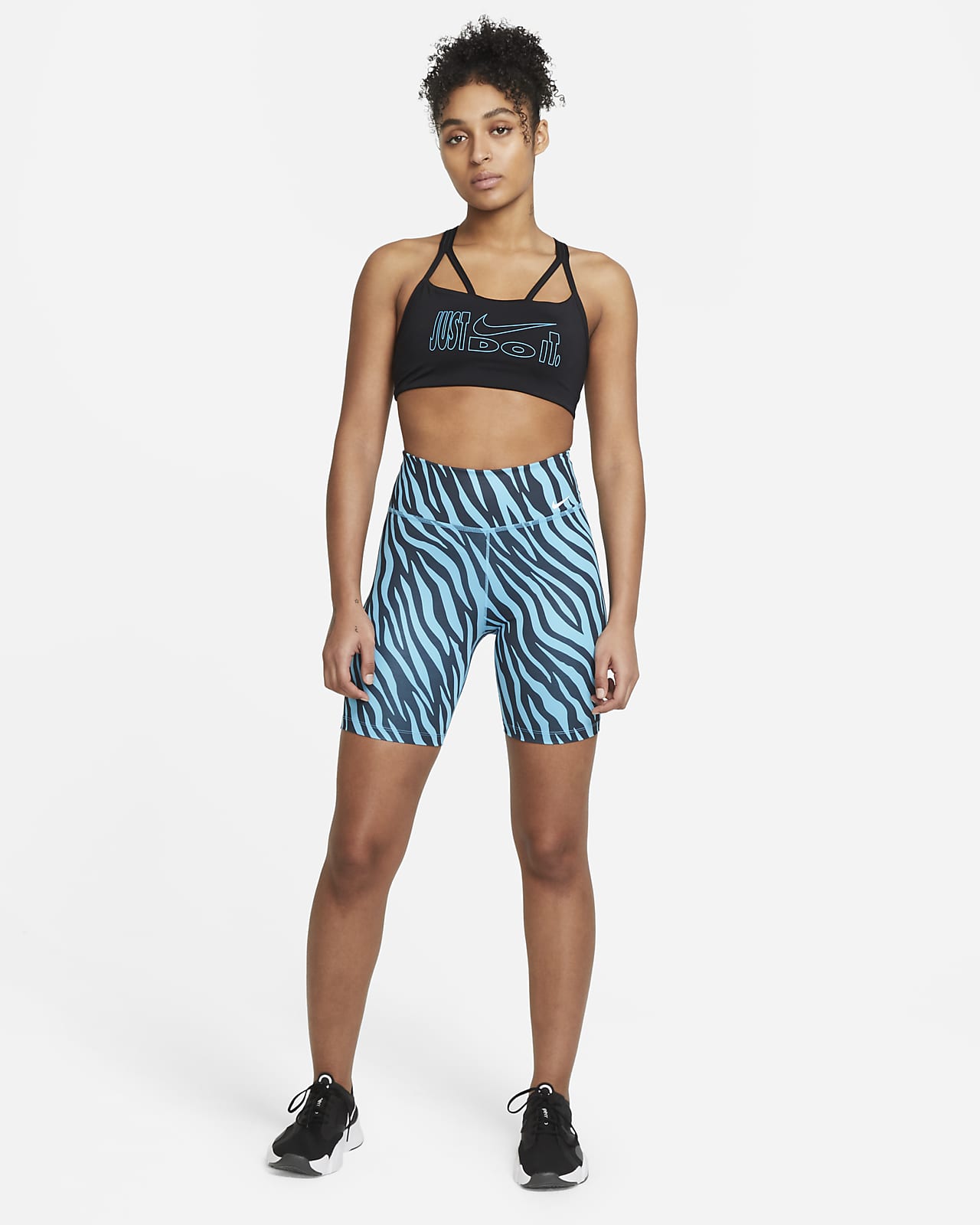 nike indy icon clash shorts